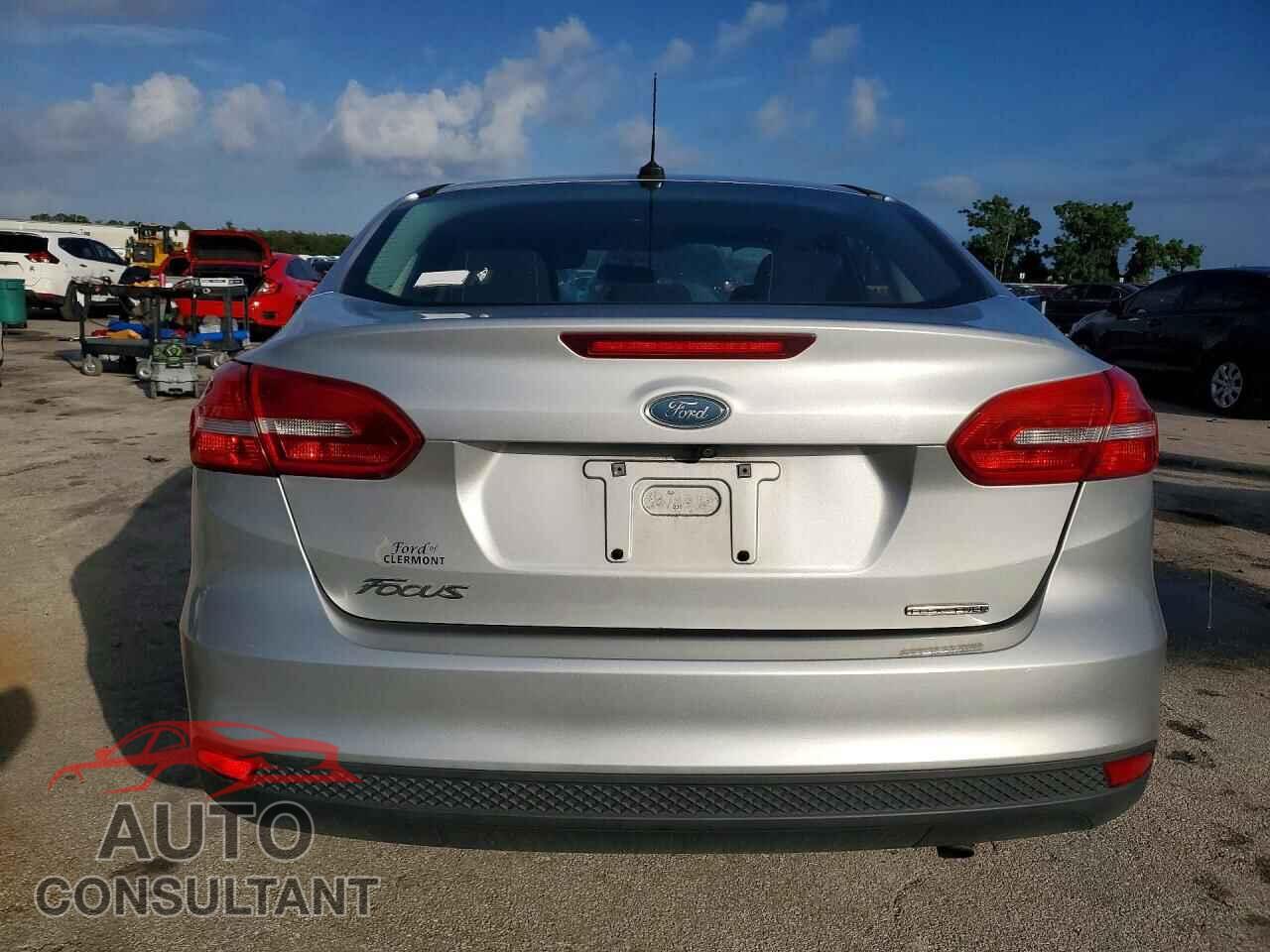 FORD FOCUS 2016 - 1FADP3E22GL281189