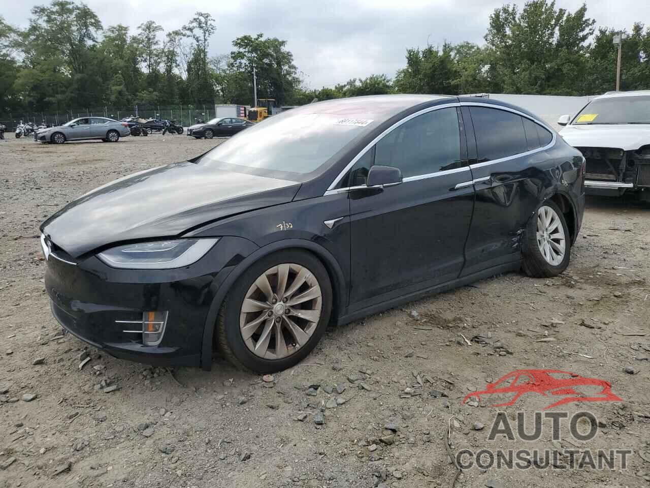 TESLA MODEL X 2019 - 5YJXCAE2XKF184342