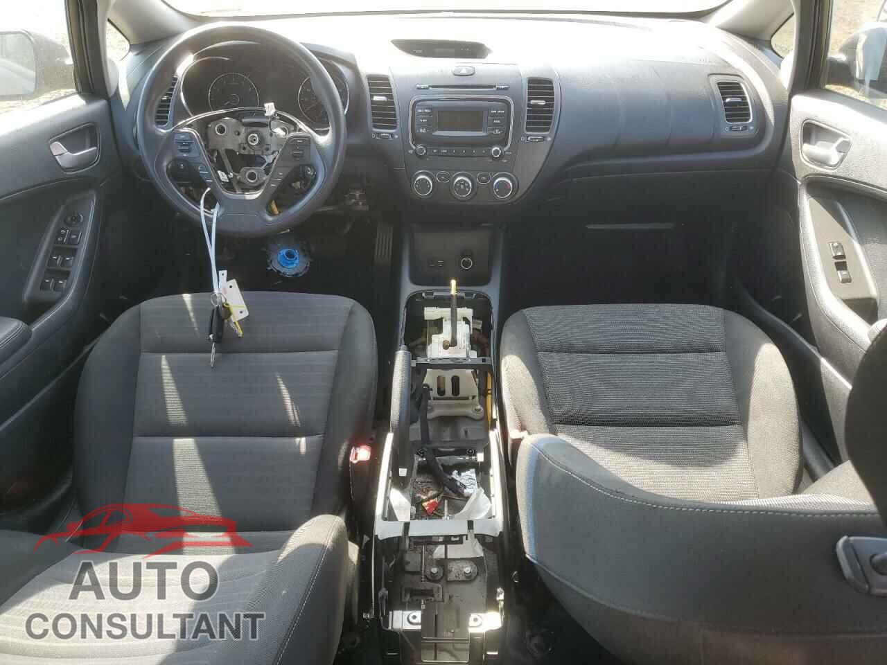 KIA FORTE 2017 - 3KPFK4A72HE050182