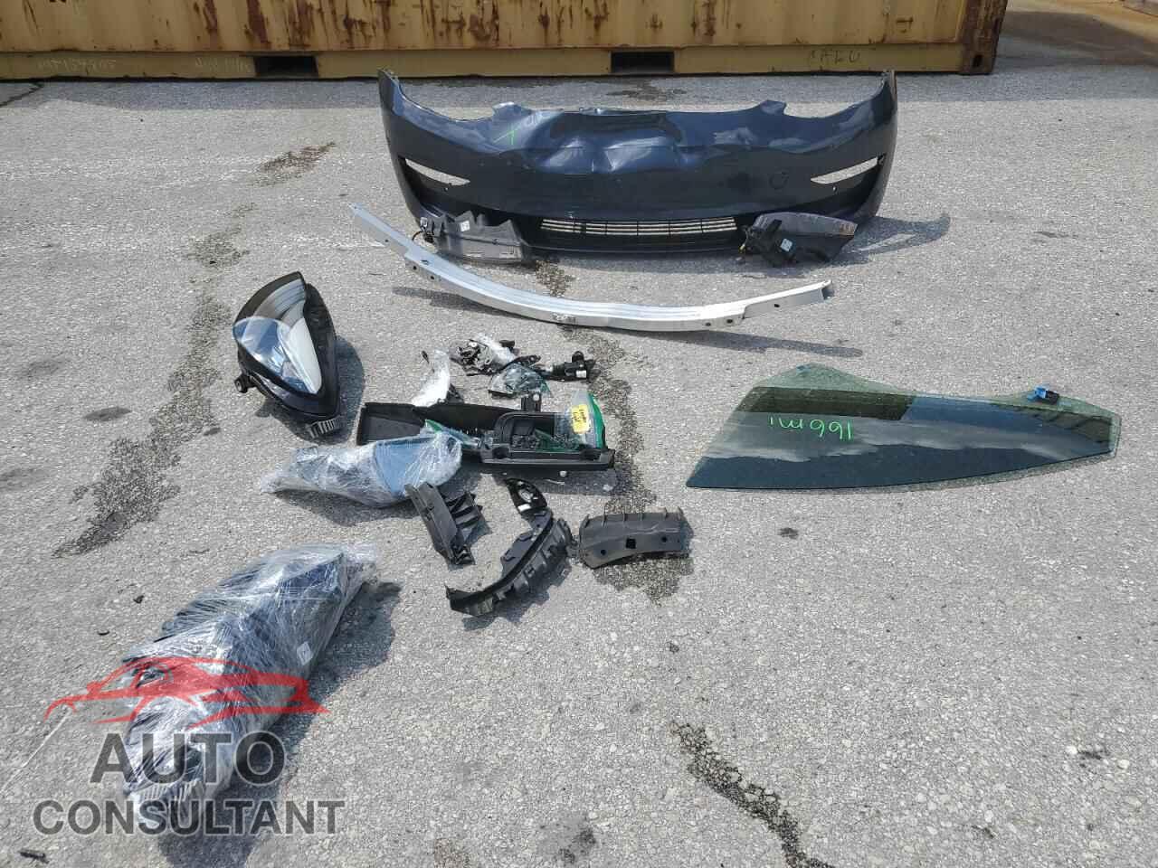 TESLA MODEL 3 2019 - 5YJ3E1EB3KF520714