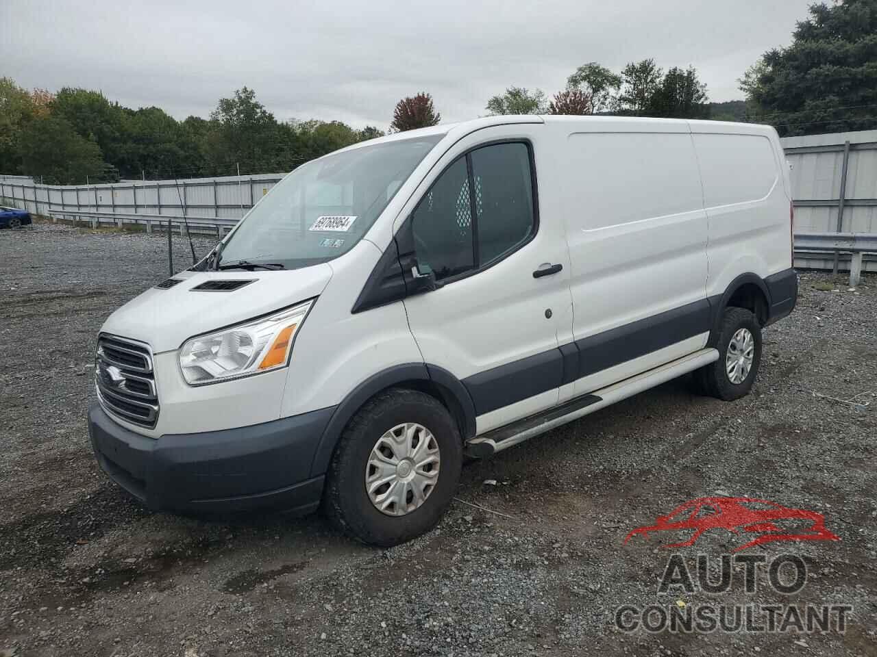 FORD TRANSIT 2017 - 1FTYR1ZMXHKA69816