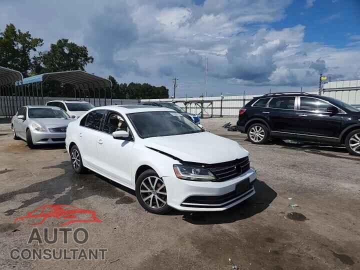 VOLKSWAGEN JETTA 2017 - 3VWDB7AJ2HM394019