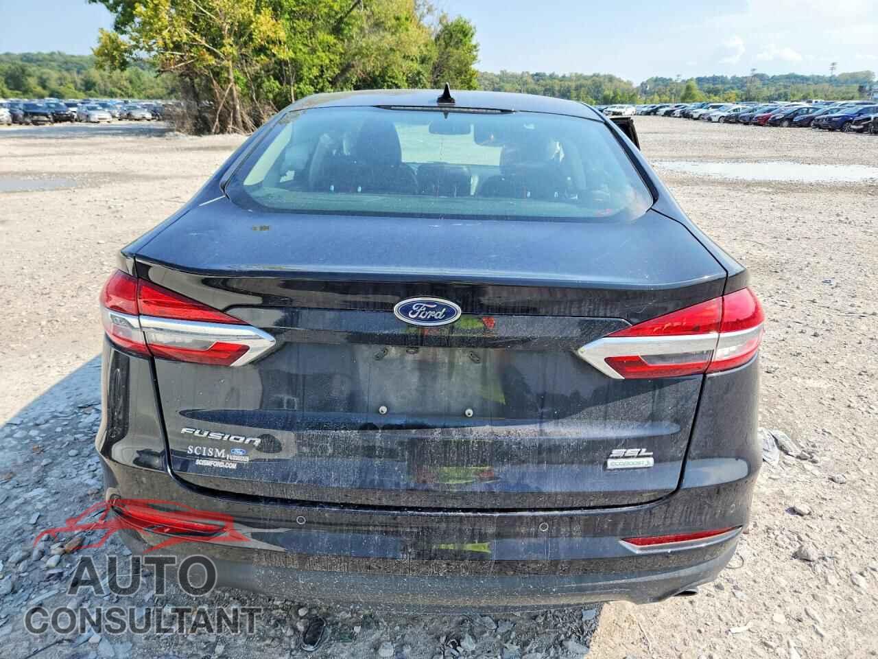 FORD FUSION 2019 - 3FA6P0CD6KR232017
