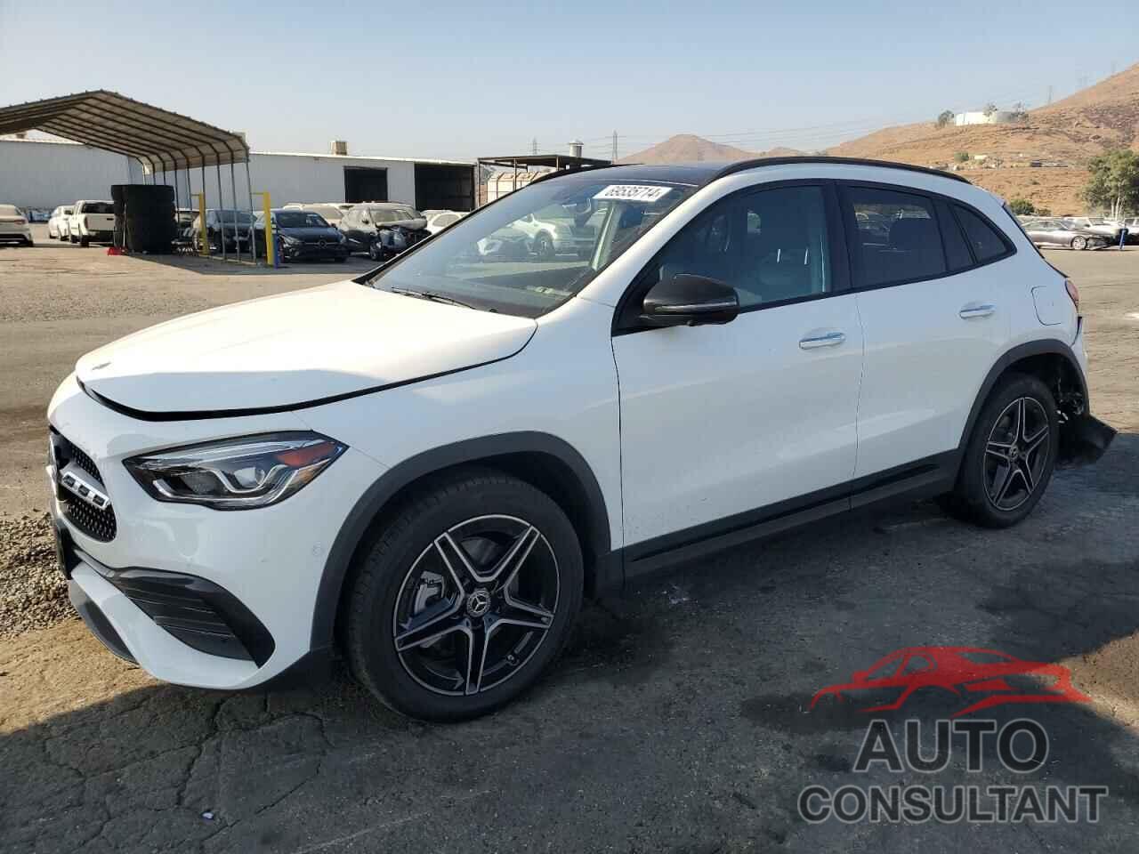 MERCEDES-BENZ GLA-CLASS 2023 - W1N4N4GB0PJ520486