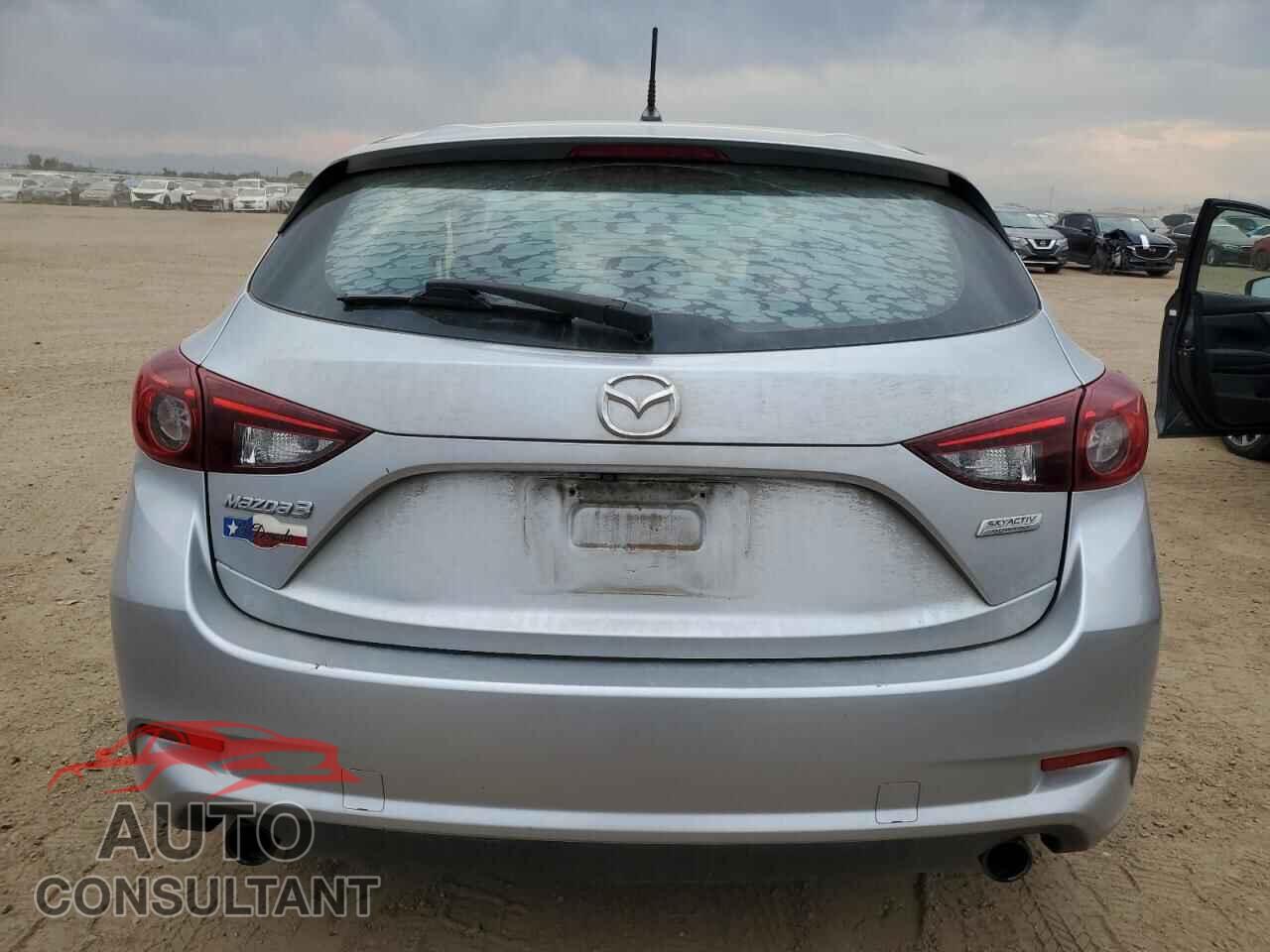 MAZDA 3 2017 - 3MZBN1K72HM119863