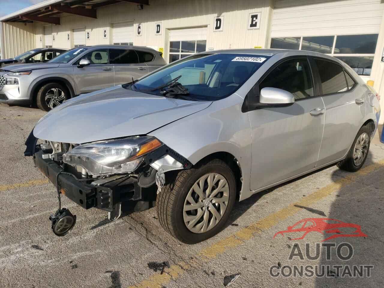 TOYOTA COROLLA 2018 - 2T1BURHE3JC081391