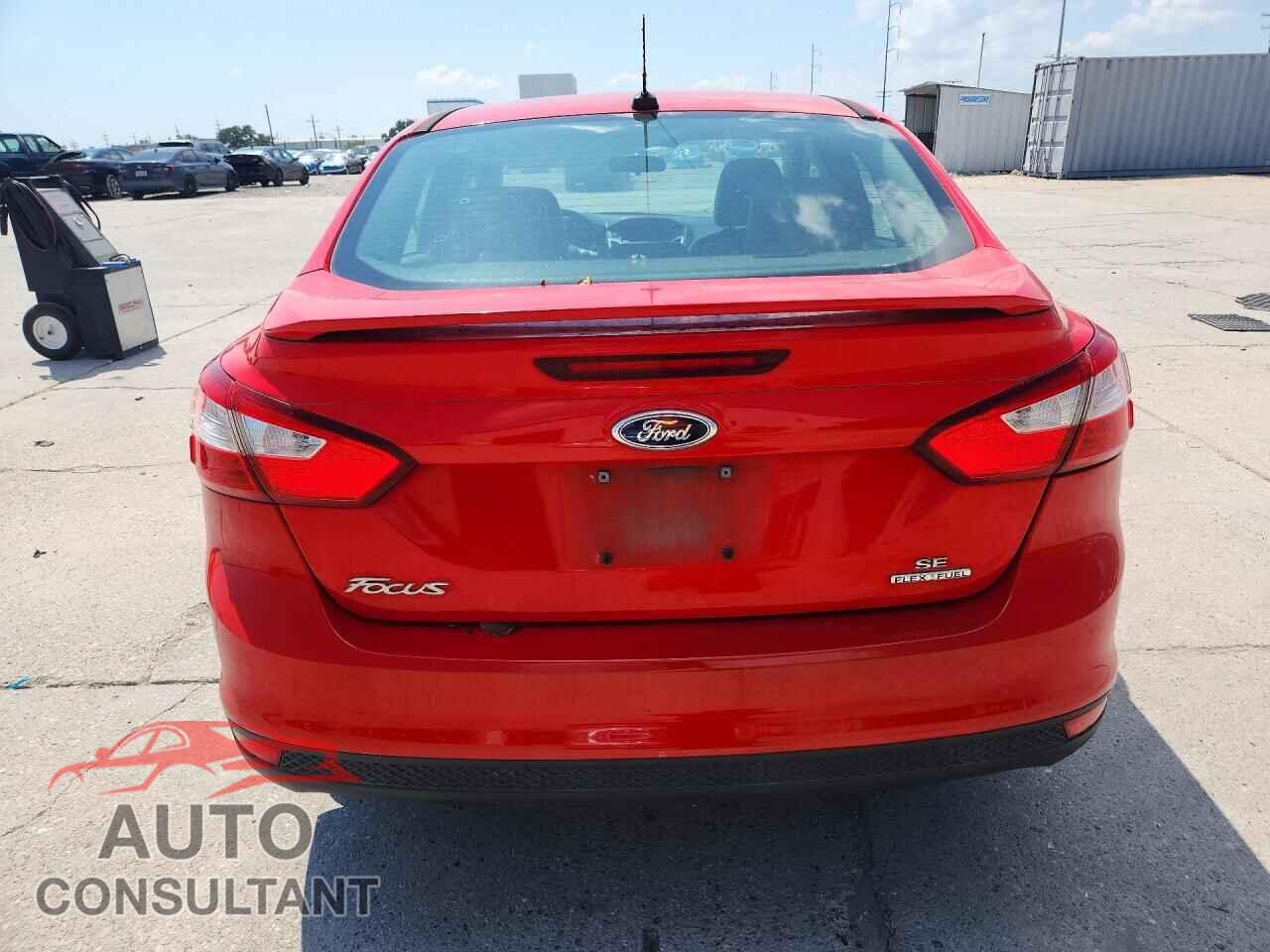 FORD FOCUS 2013 - 1FADP3F2XDL205214