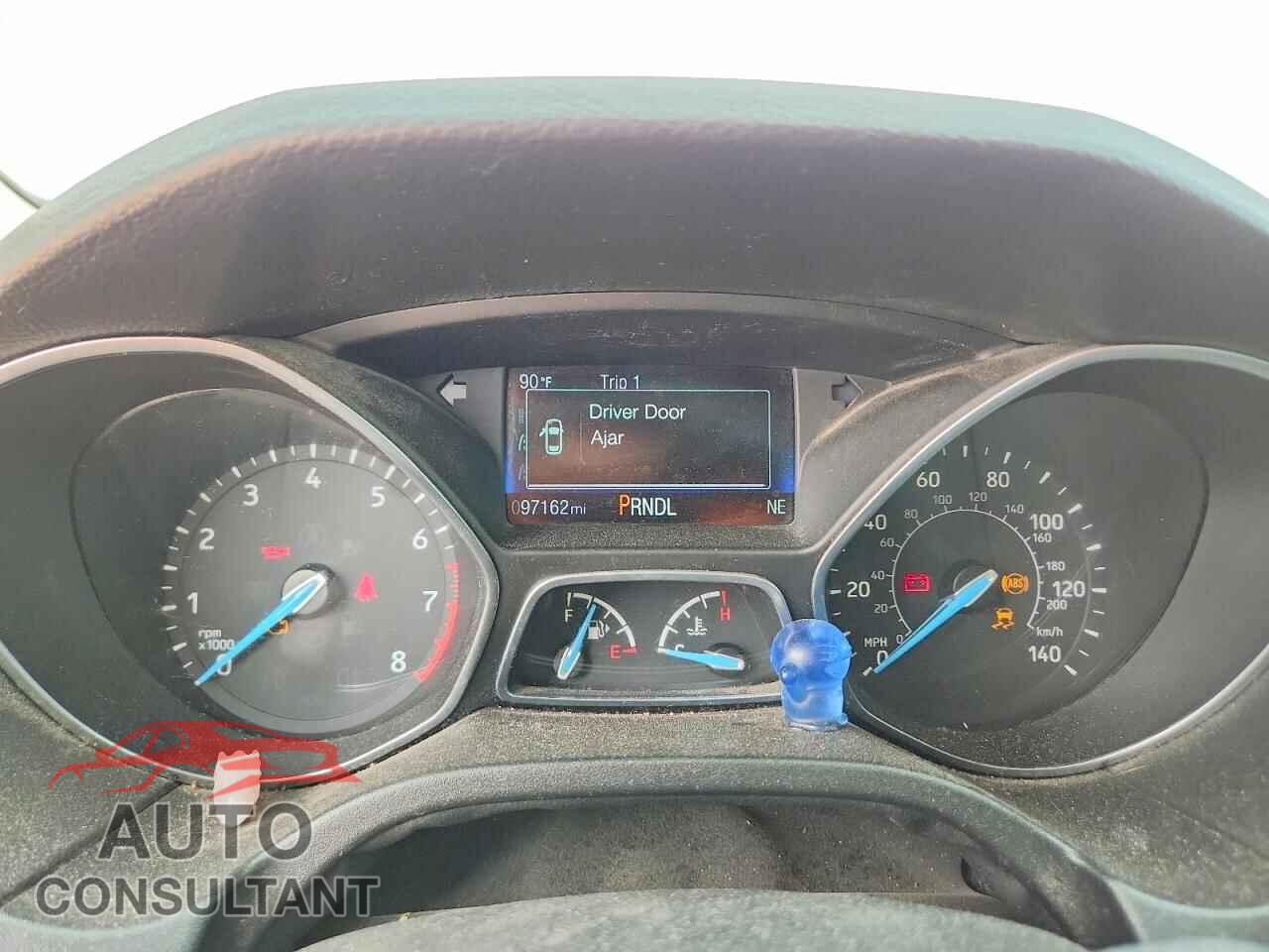 FORD FOCUS 2016 - 1FADP3K20GL361773