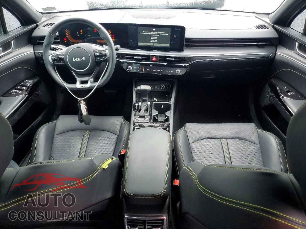 KIA K5 2025 - KNAG44J86S5301549