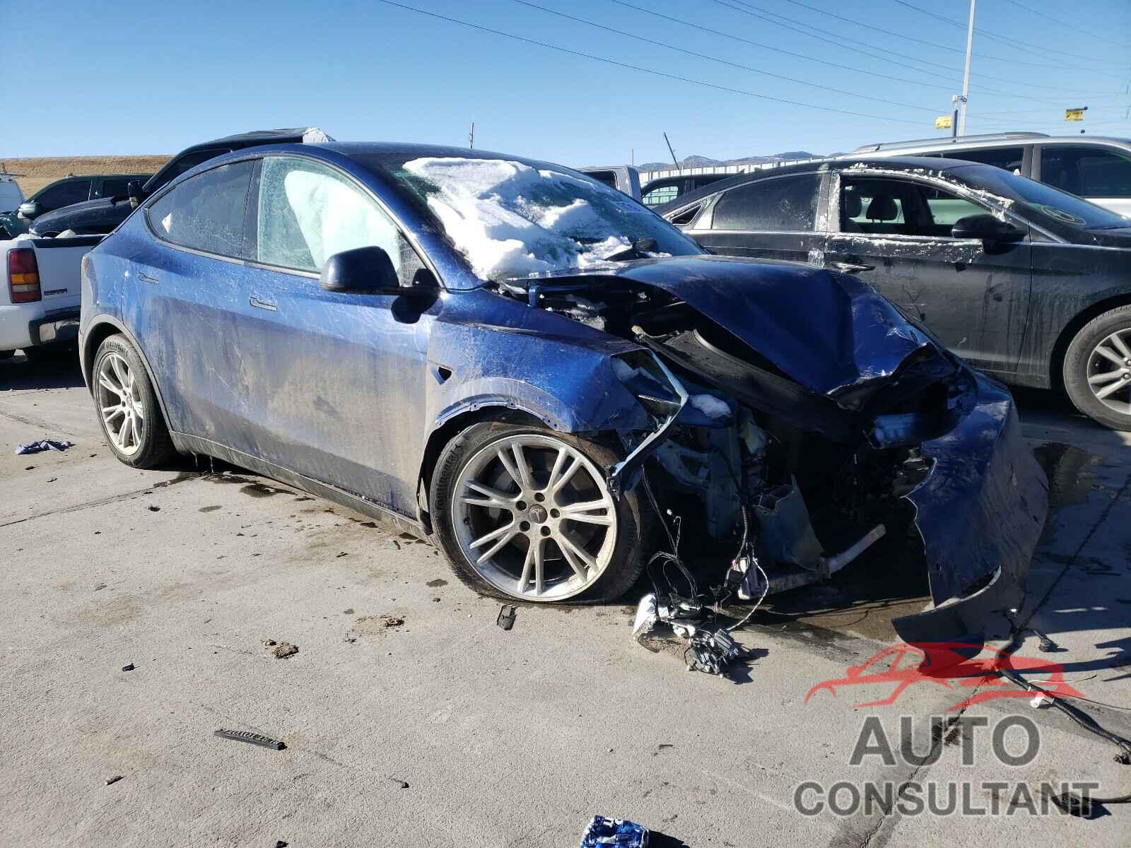 TESLA MODEL Y 2020 - 5YJYGDEE3LF013423
