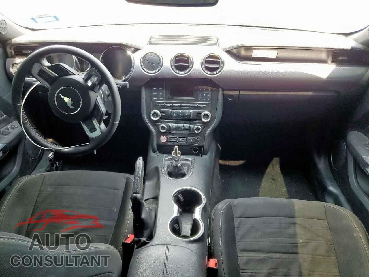 FORD MUSTANG 2017 - 1FA6P8CF5H5202504