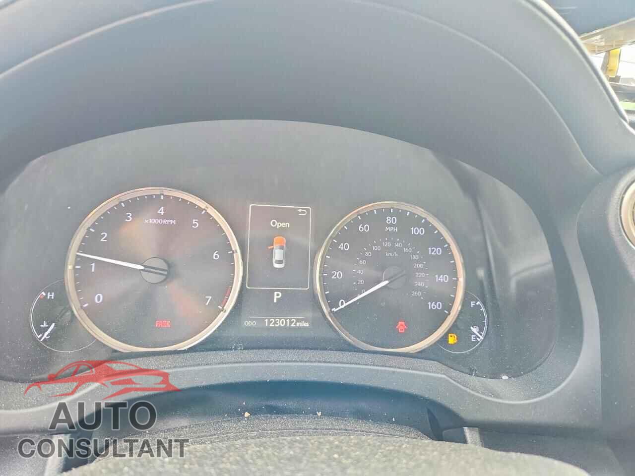 LEXUS IS 2017 - JTHCM1D21H5020788