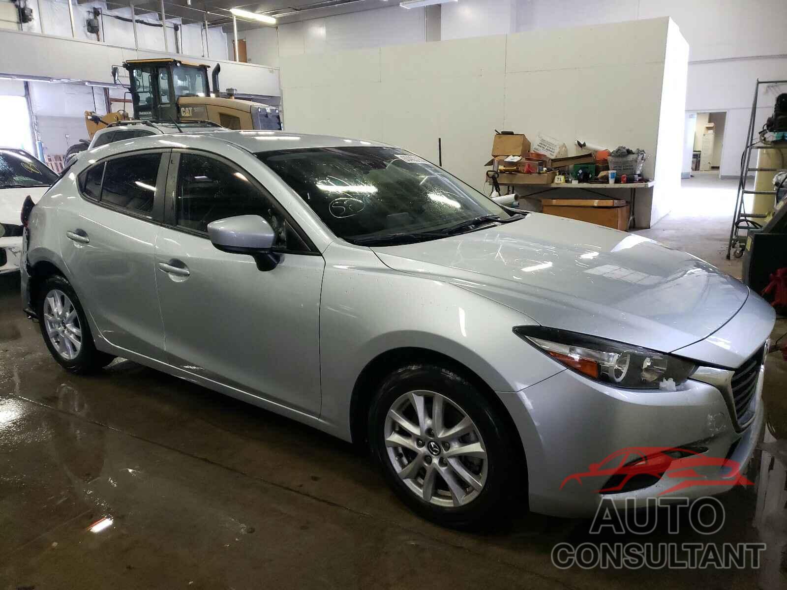 MAZDA 3 2018 - 3MZBN1K73JM231853