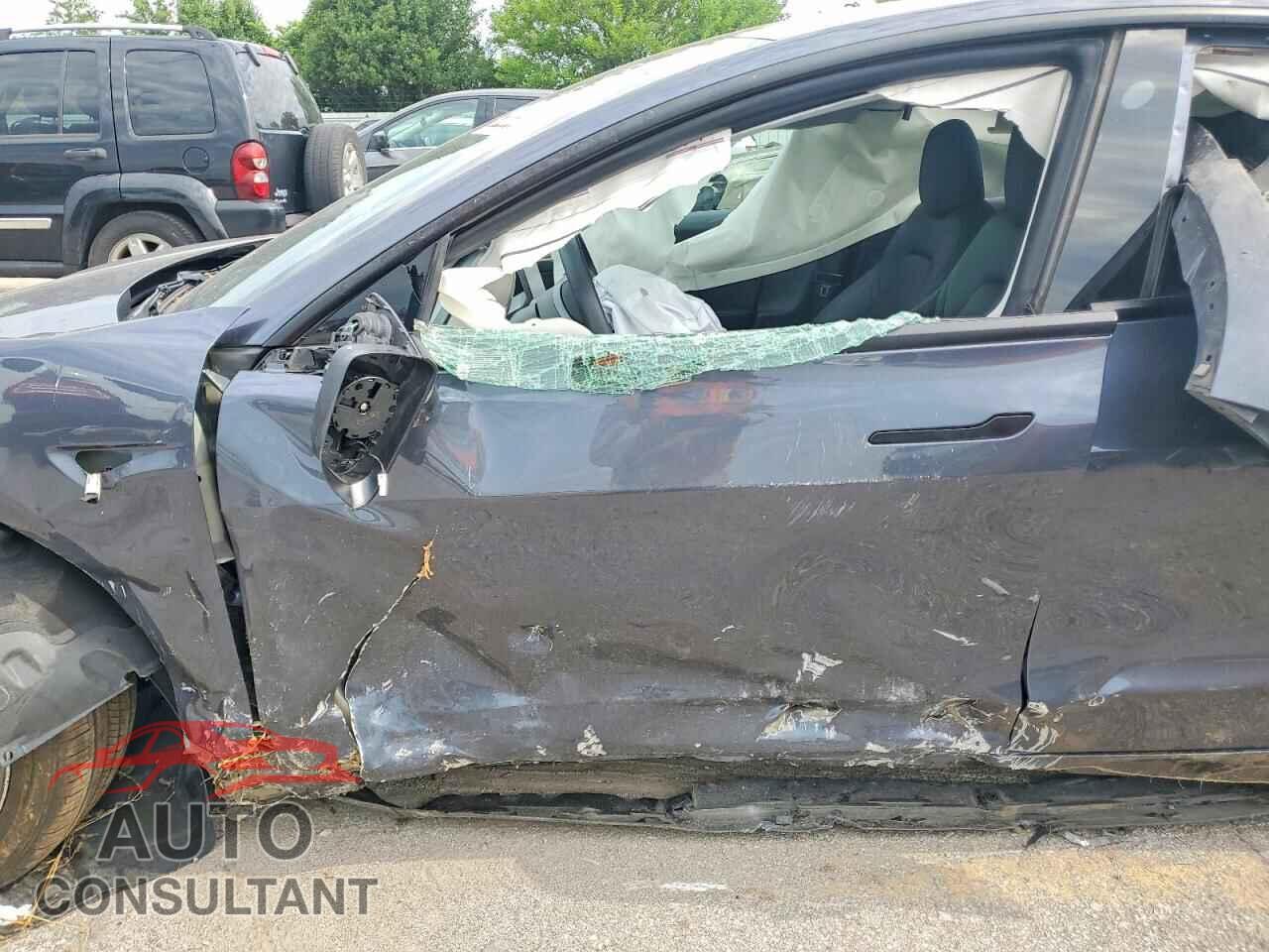 TESLA MODEL 3 2023 - 5YJ3E1EB7PF605370