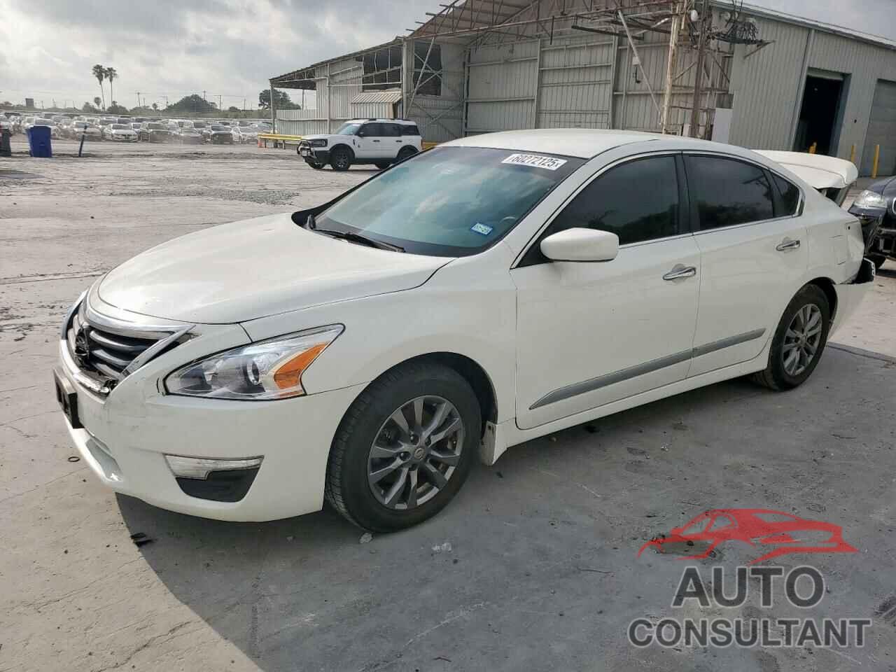 NISSAN ALTIMA 2015 - 1N4AL3AP0FC489702