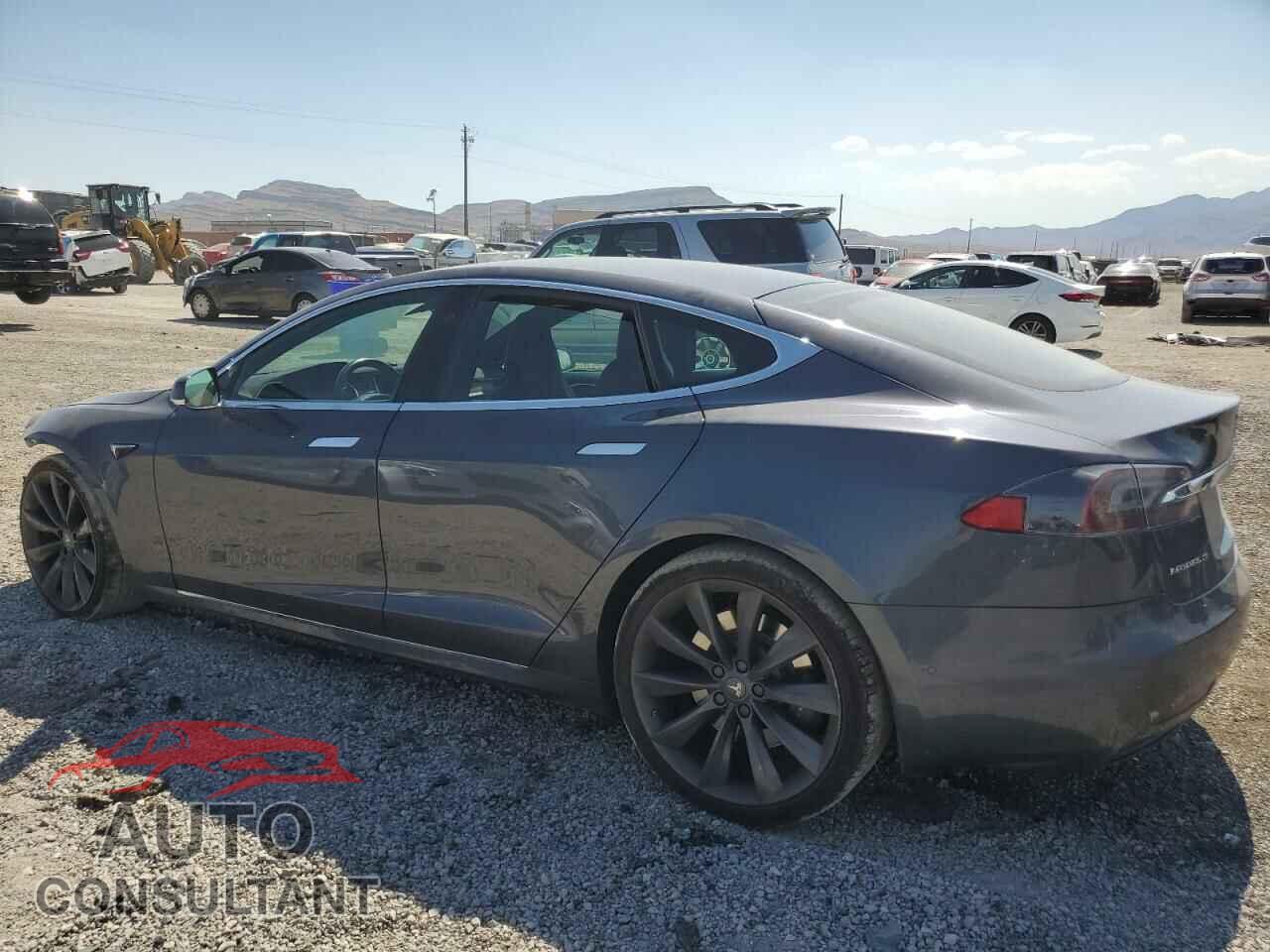 TESLA MODEL S 2017 - 5YJSA1E23HF196647