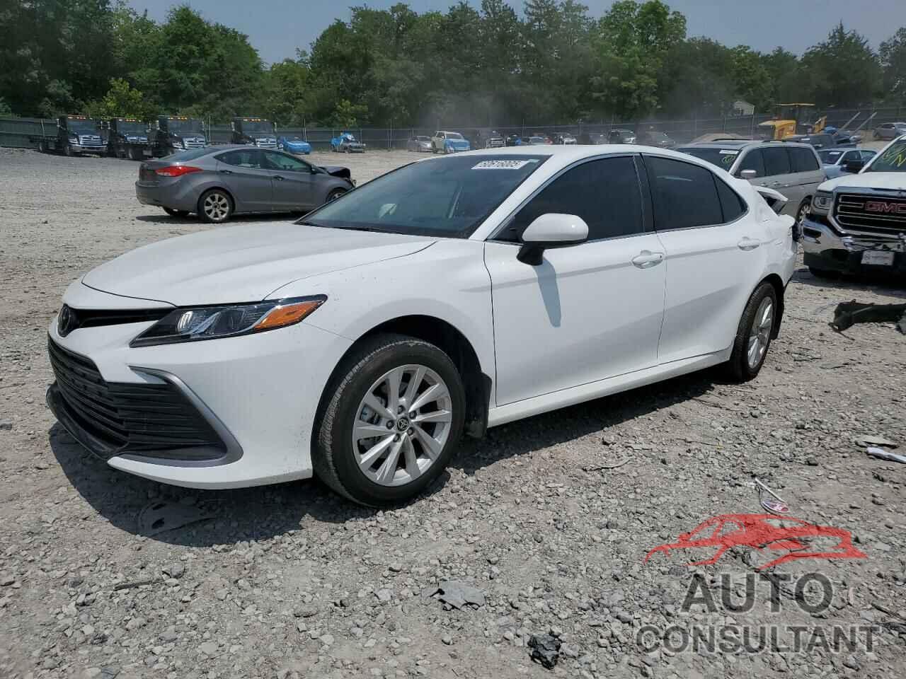 TOYOTA CAMRY 2024 - 4T1C11AK0RU907235