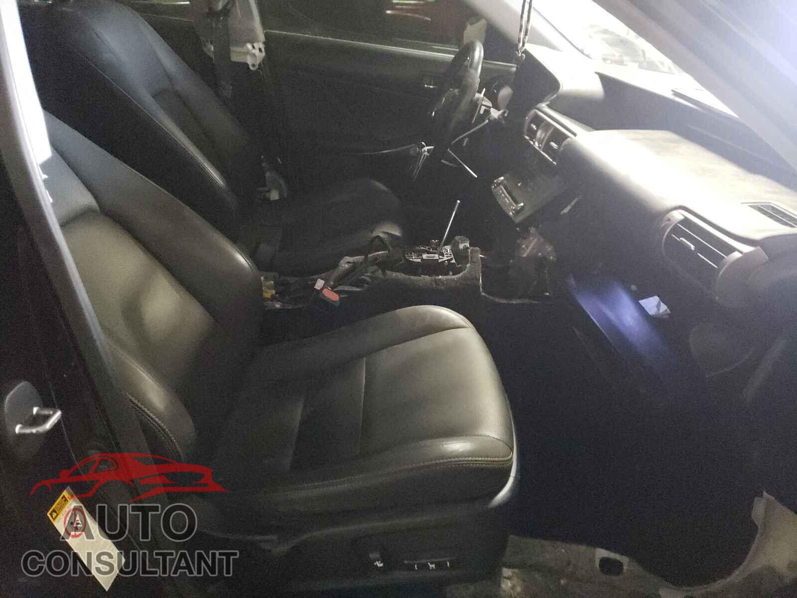 LEXUS IS 2016 - JTHBA1D27G5019521