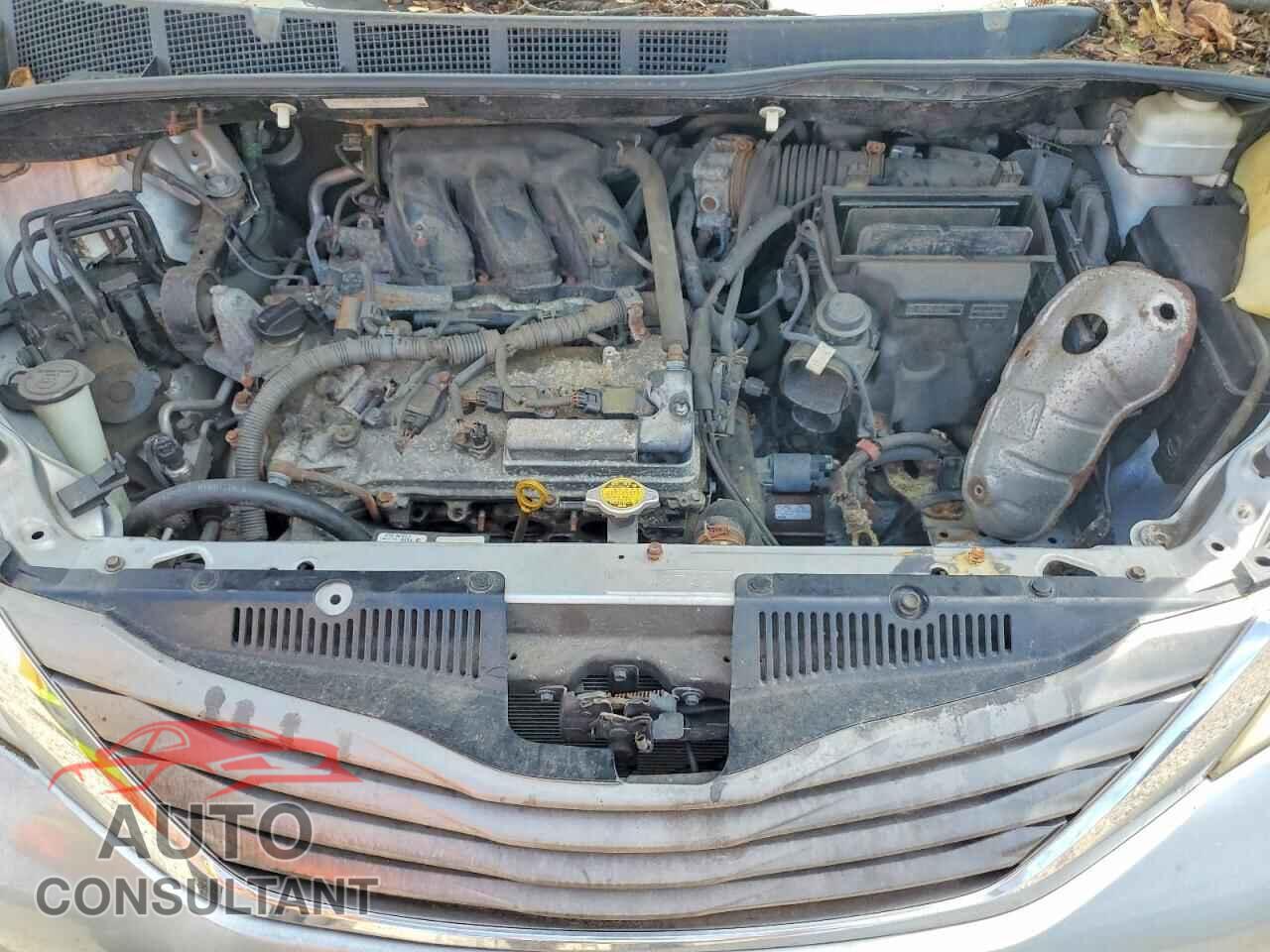 TOYOTA SIENNA 2011 - 5TDDK3DC5BS020908