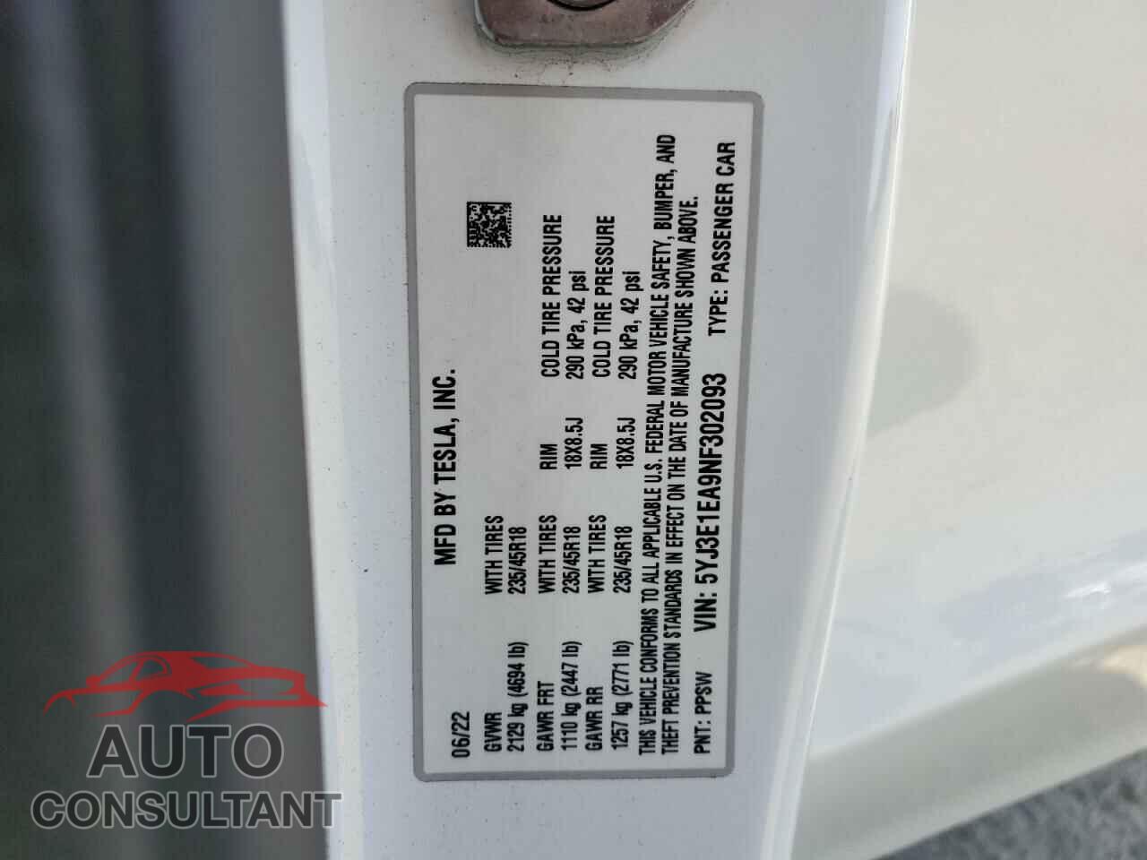 TESLA MODEL 3 2022 - 5YJ3E1EA9NF302093