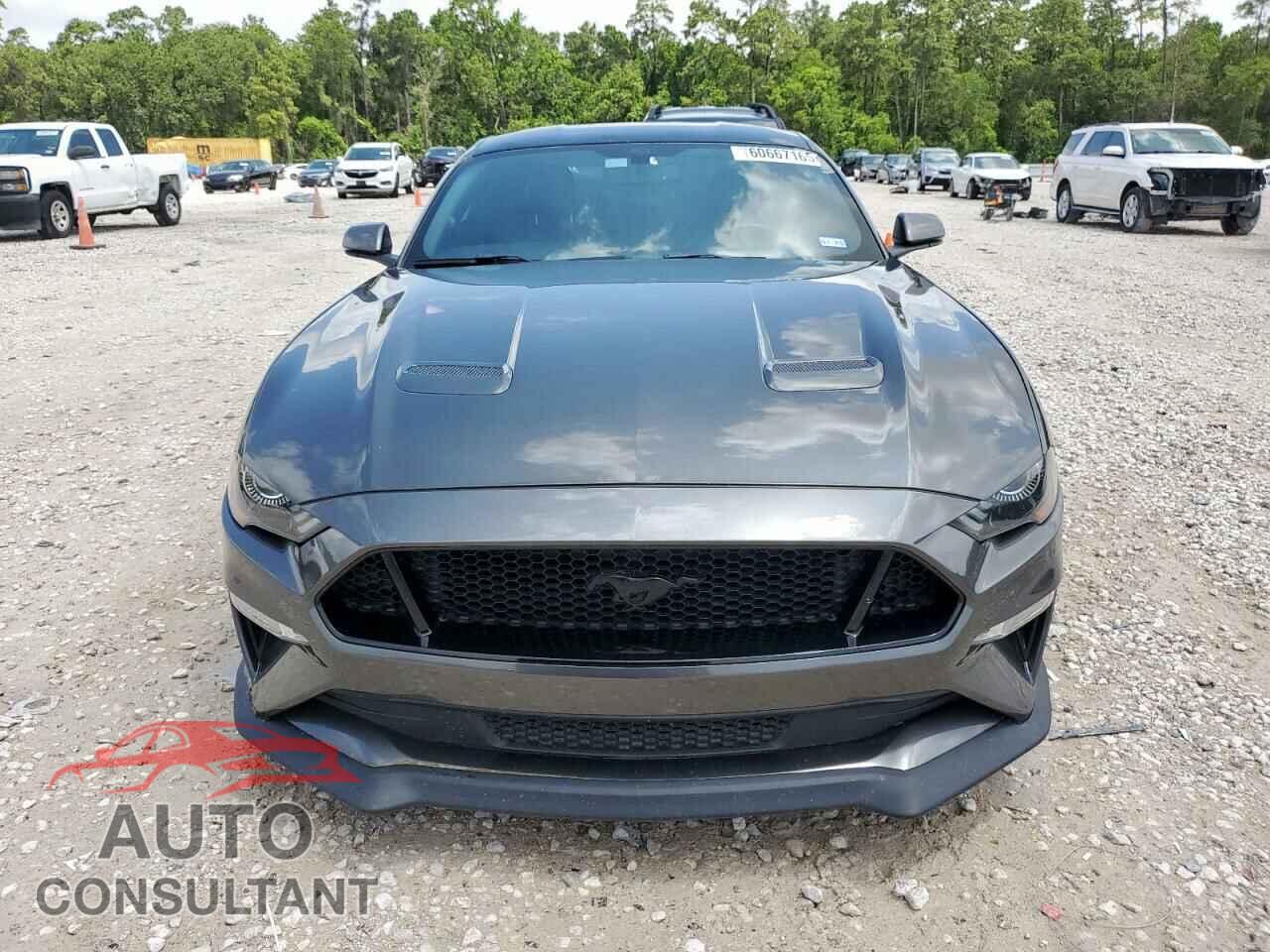FORD MUSTANG 2018 - 1FA6P8CF2J5108103