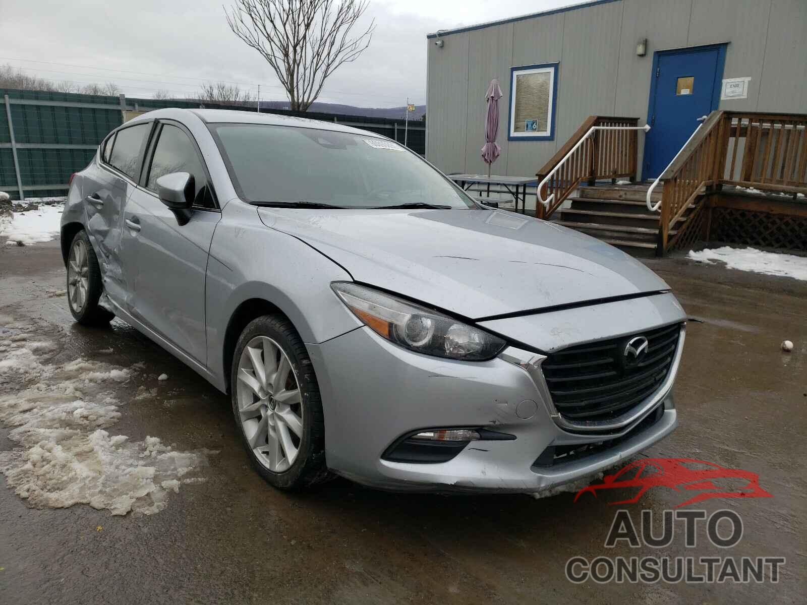 MAZDA 3 2017 - 3MZBN1L7XHM152043