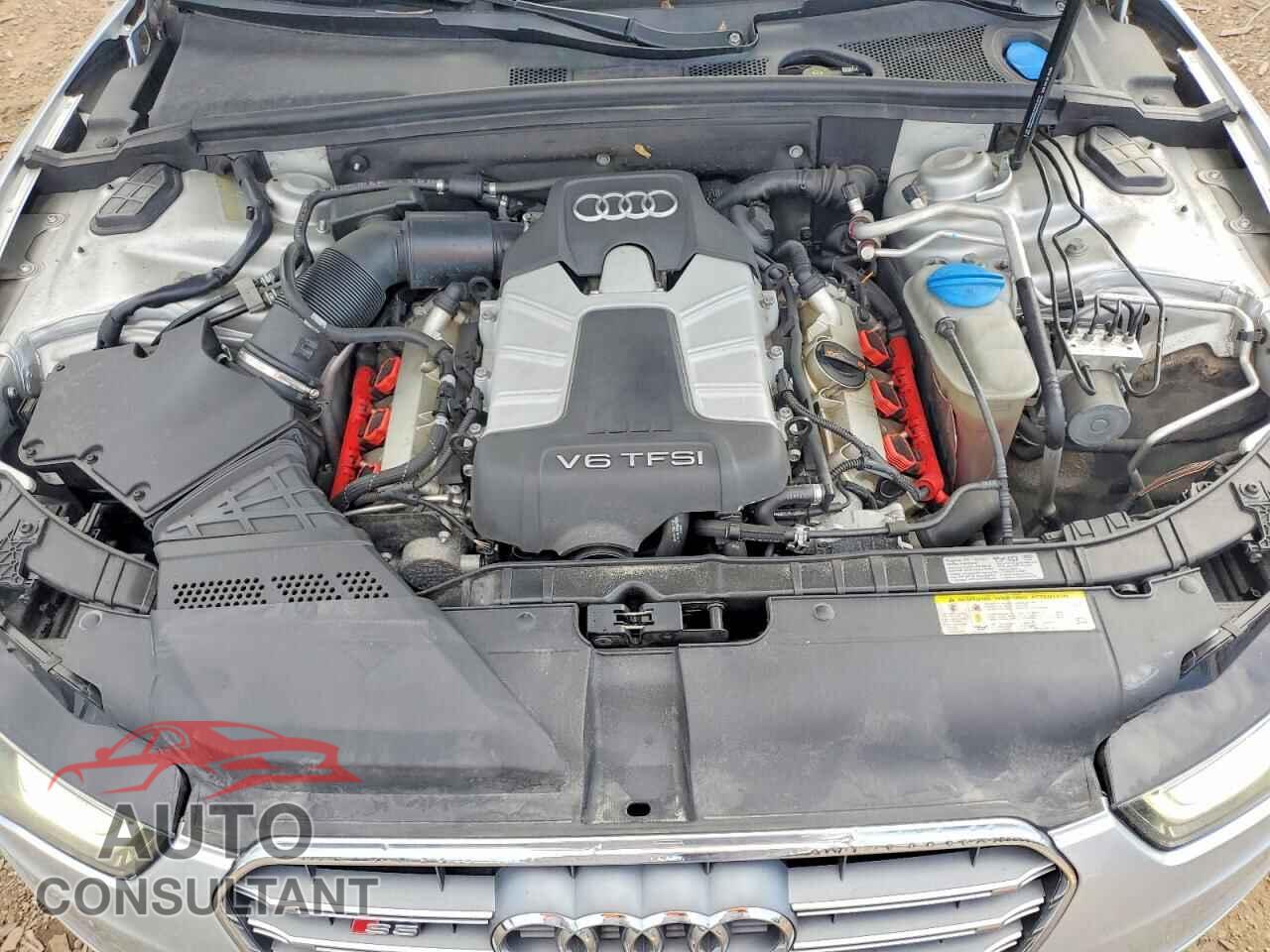 AUDI S5/RS5 2013 - WAUCGAFR6DA043260