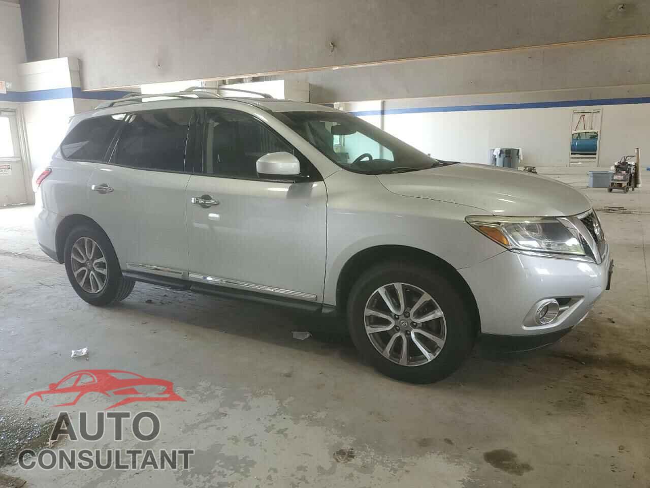 NISSAN PATHFINDER 2013 - 5N1AR2MN3DC626623