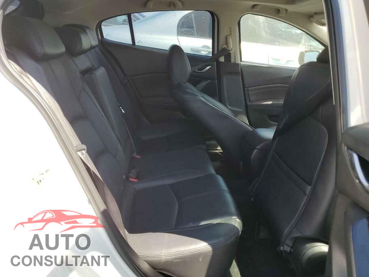 MAZDA 3 2017 - 3MZBN1L33HM147215