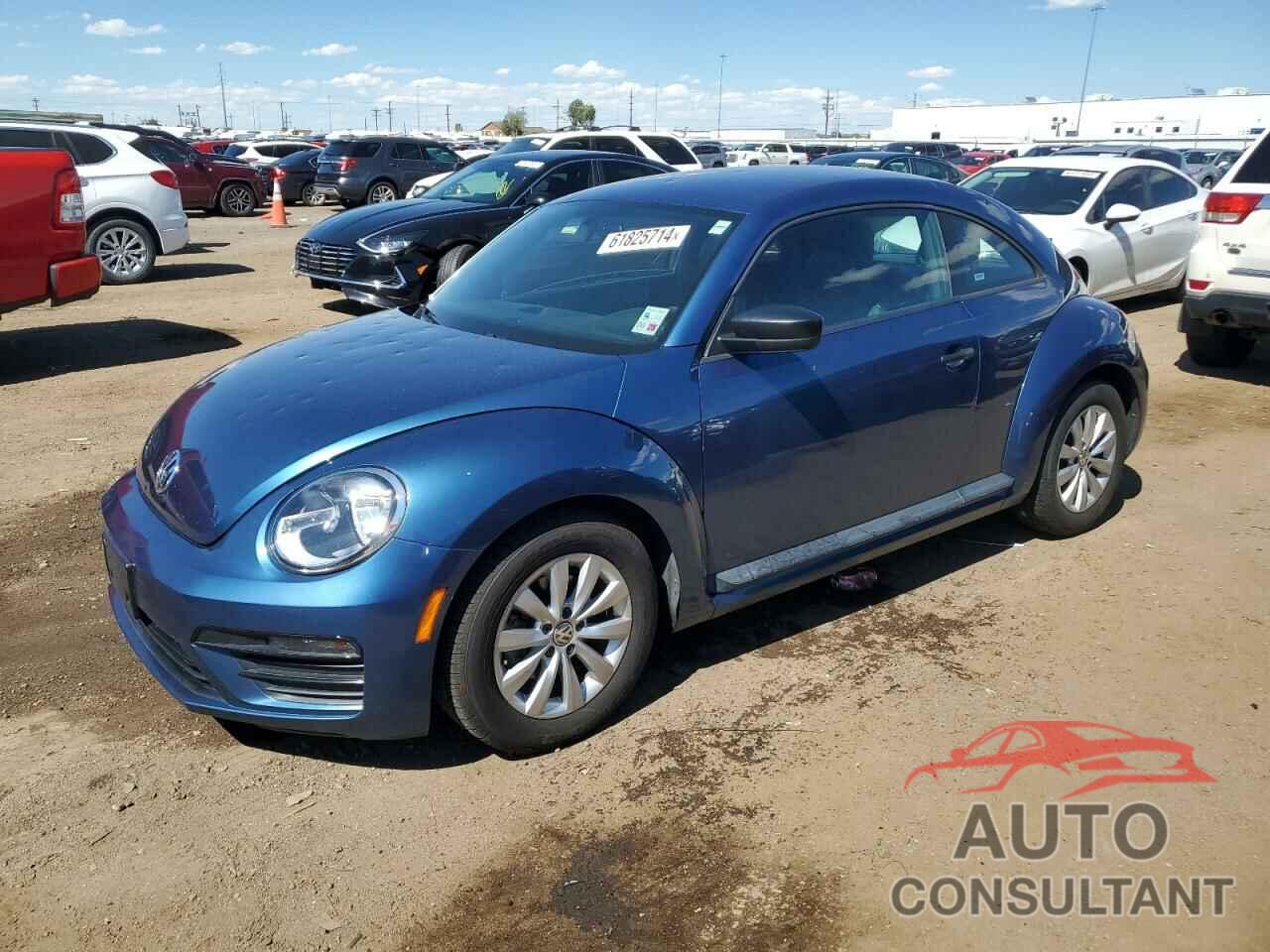 VOLKSWAGEN BEETLE 2017 - 3VWF17AT9HM627813