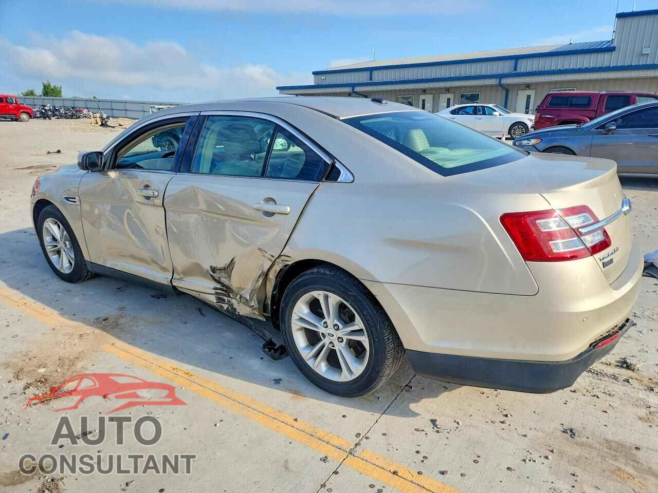 FORD TAURUS 2017 - 1FAHP2E89HG112054