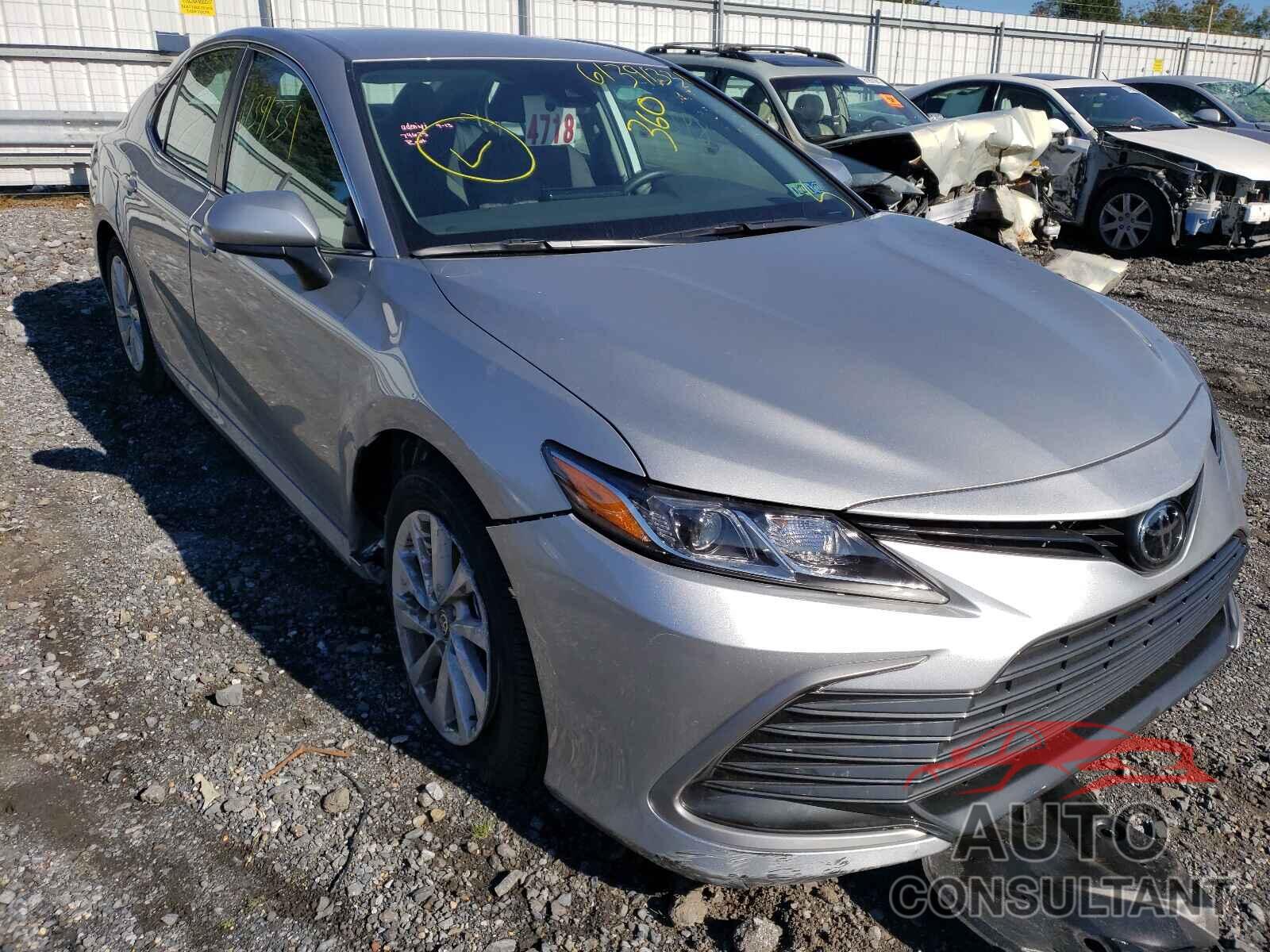 TOYOTA CAMRY 2021 - 4T1C11AK0MU492409