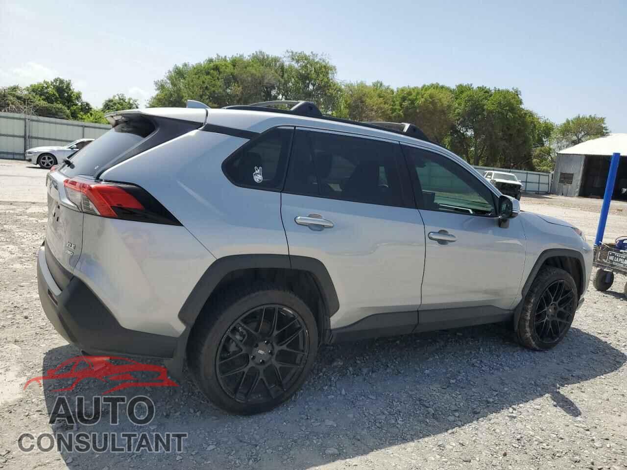 TOYOTA RAV4 2020 - JTMP1RFVXLD059136