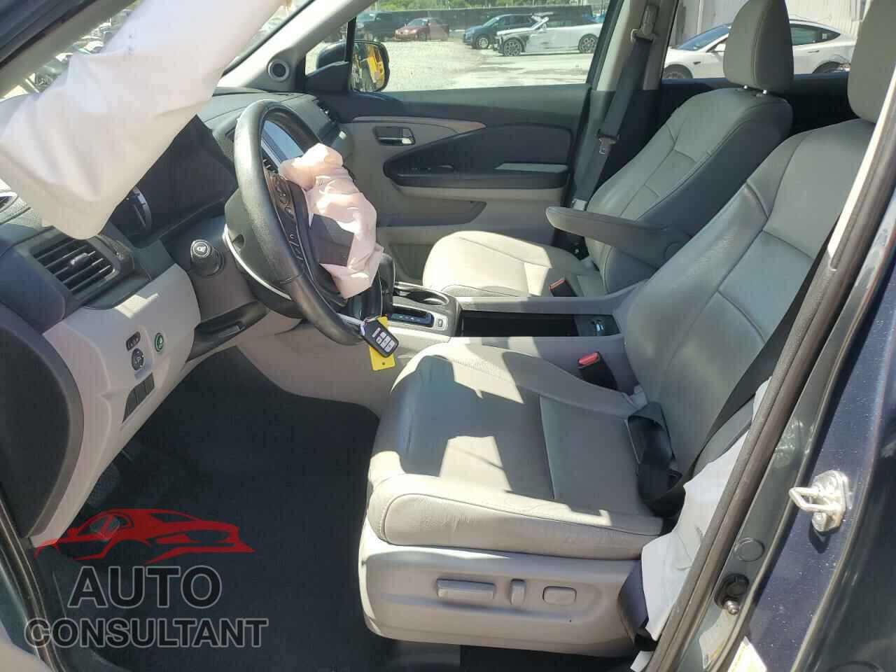 HONDA PILOT 2018 - 5FNYF5H57JB028105