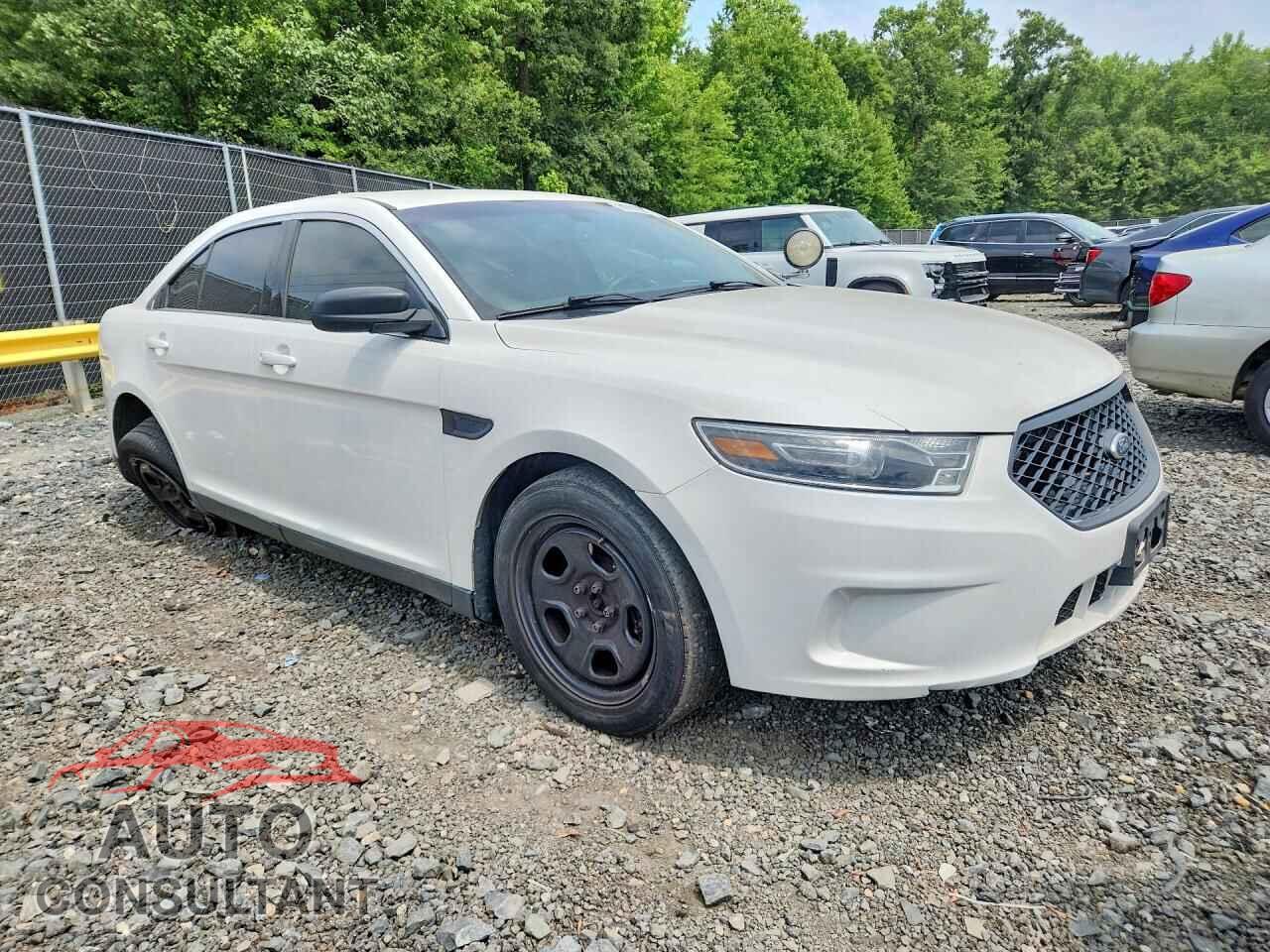 FORD TAURUS 2015 - 1FAHP2MK8FG176001