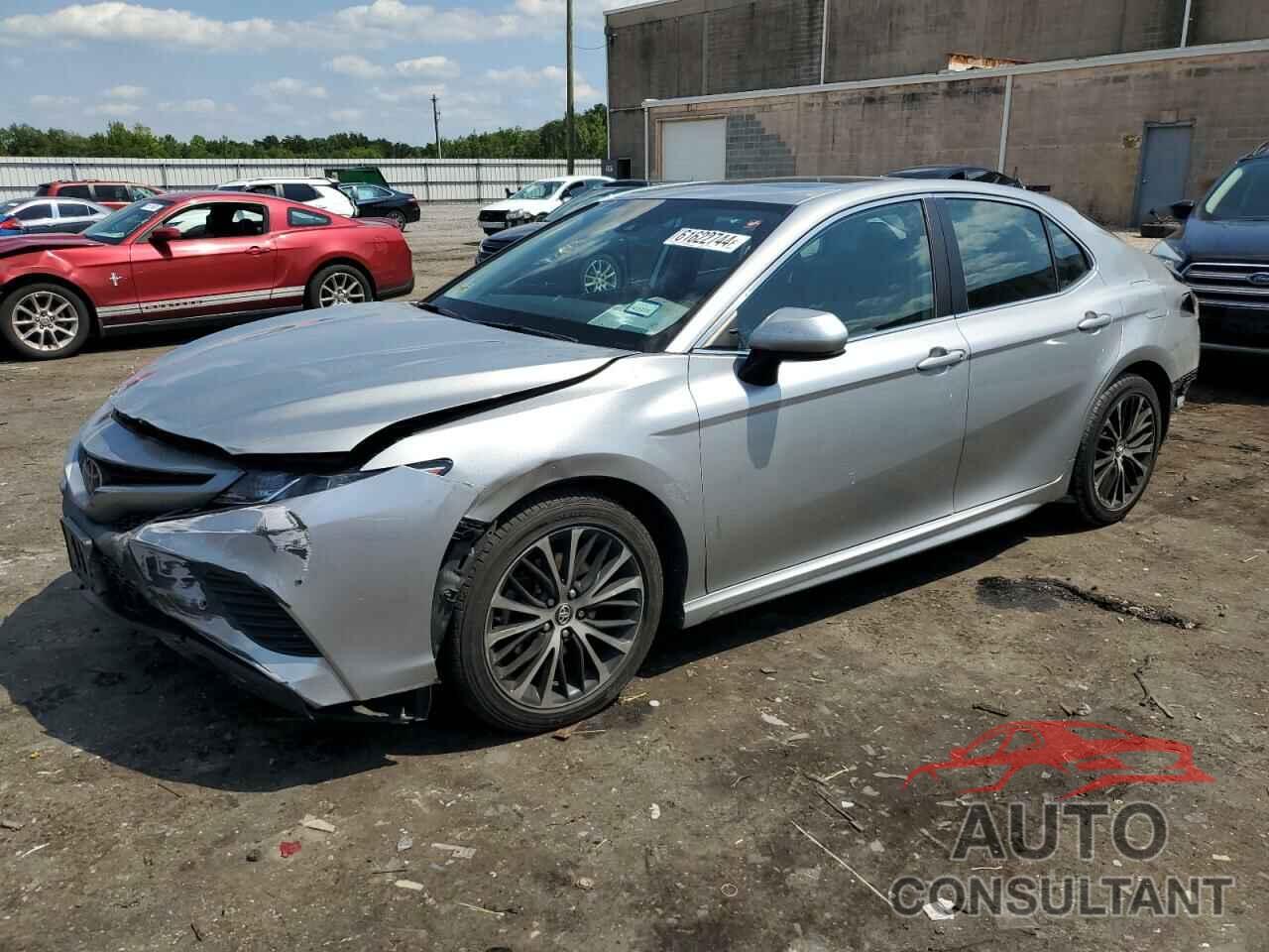 TOYOTA CAMRY 2019 - 4T1B11HK1KU187791