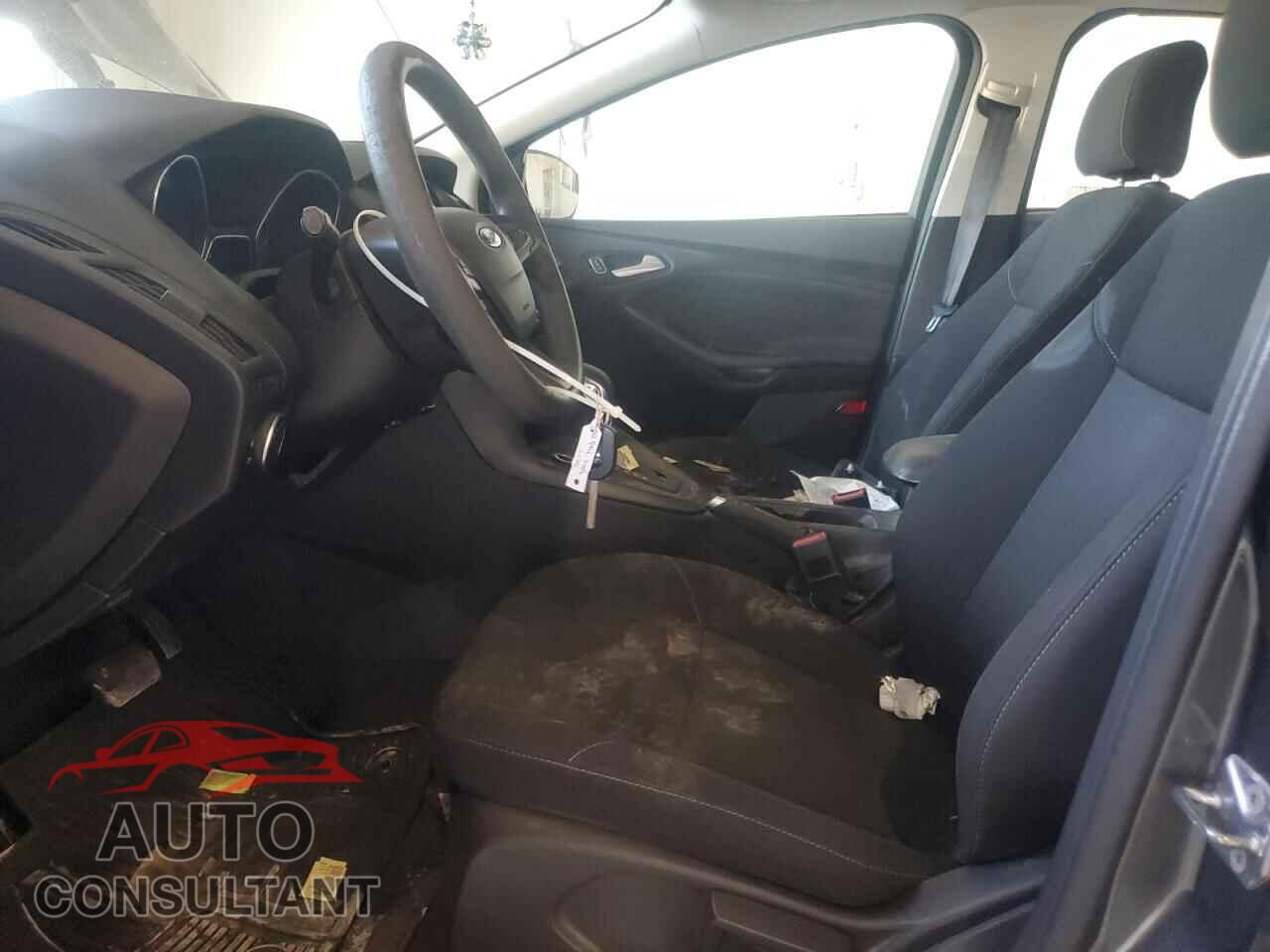 FORD FOCUS 2017 - 1FADP3H2XHL205149