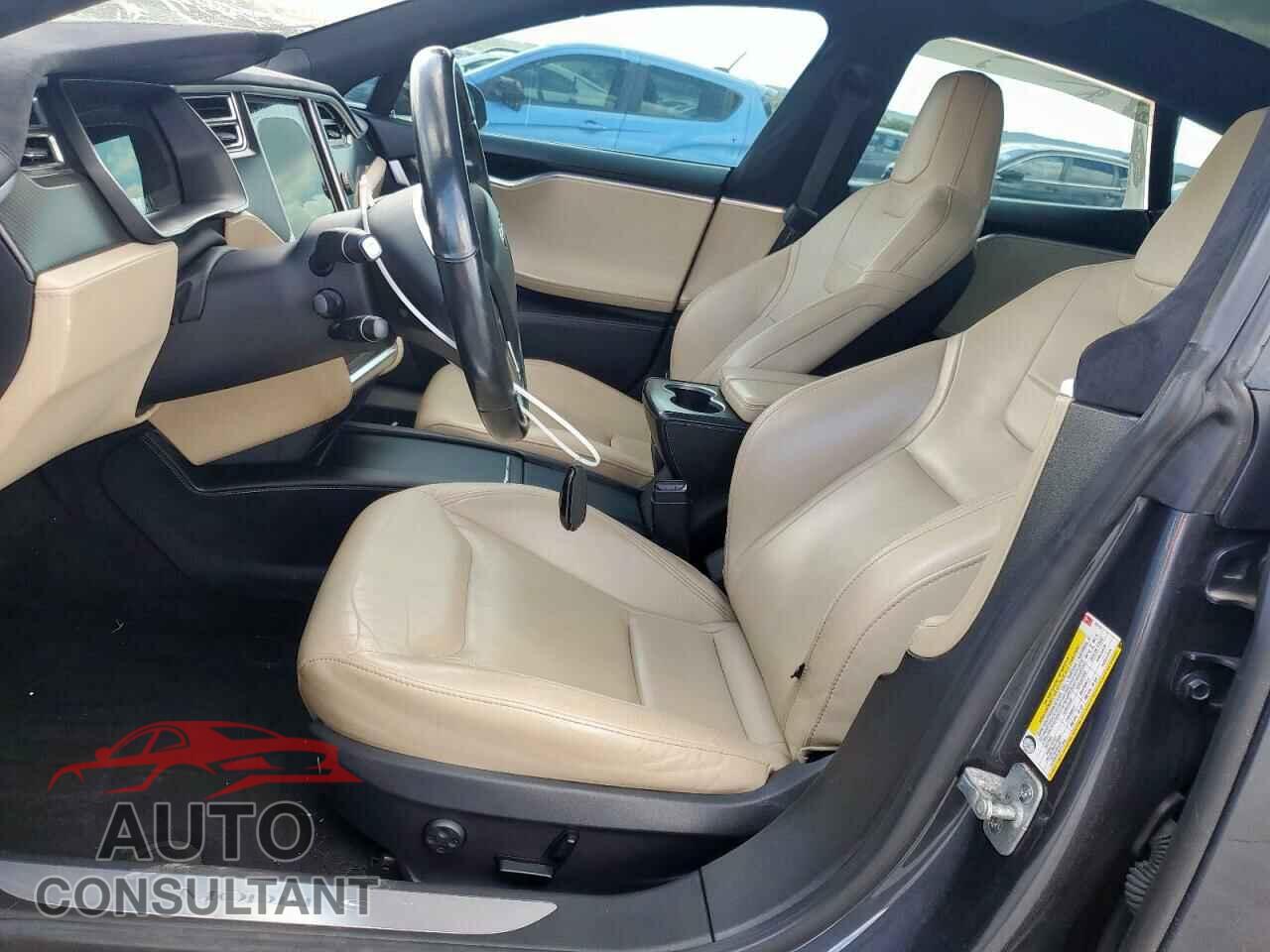 TESLA MODEL S 2016 - 5YJSA1E40GF145137