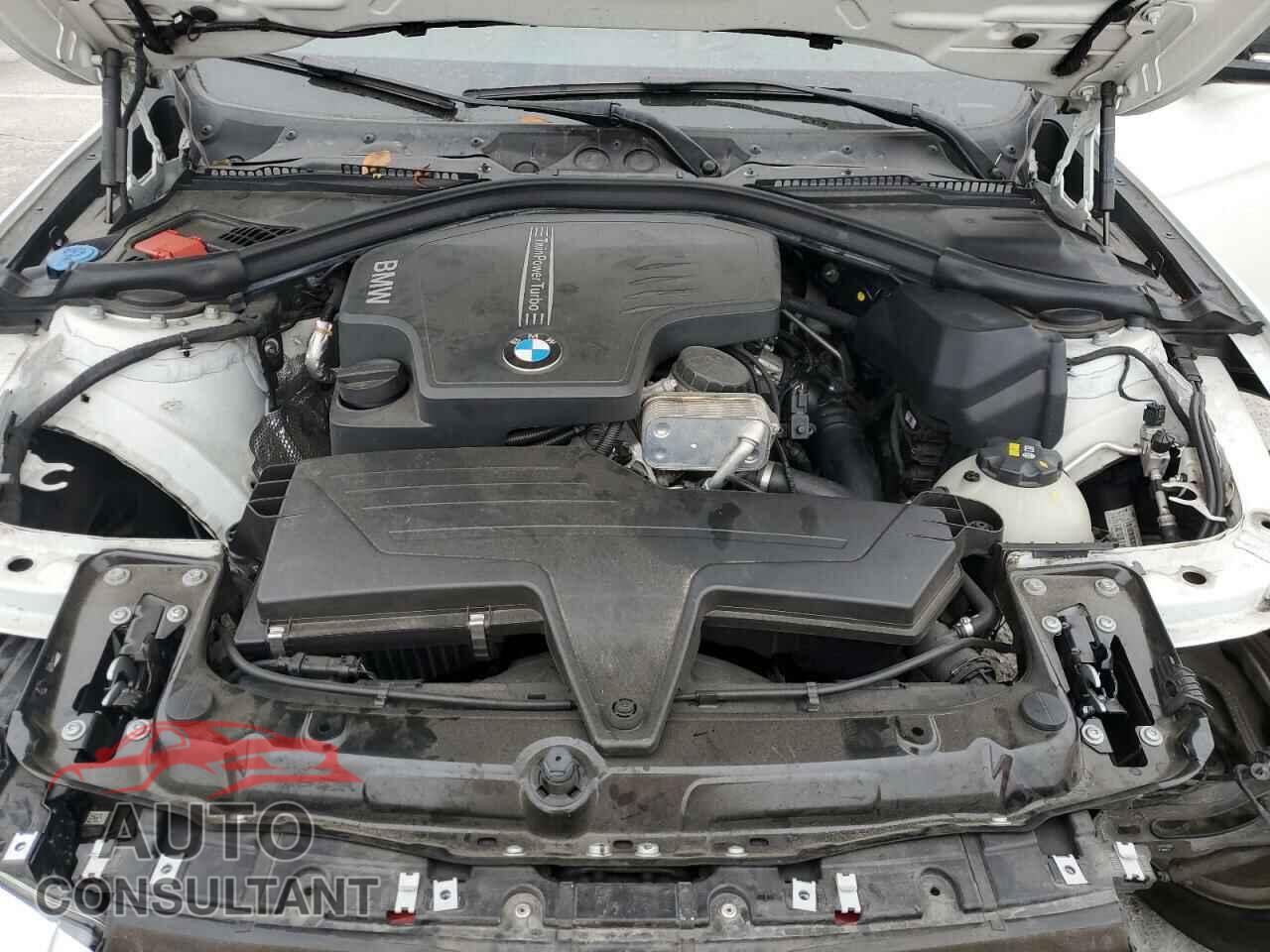 BMW 3 SERIES 2016 - WBA8E9G54GNU28299