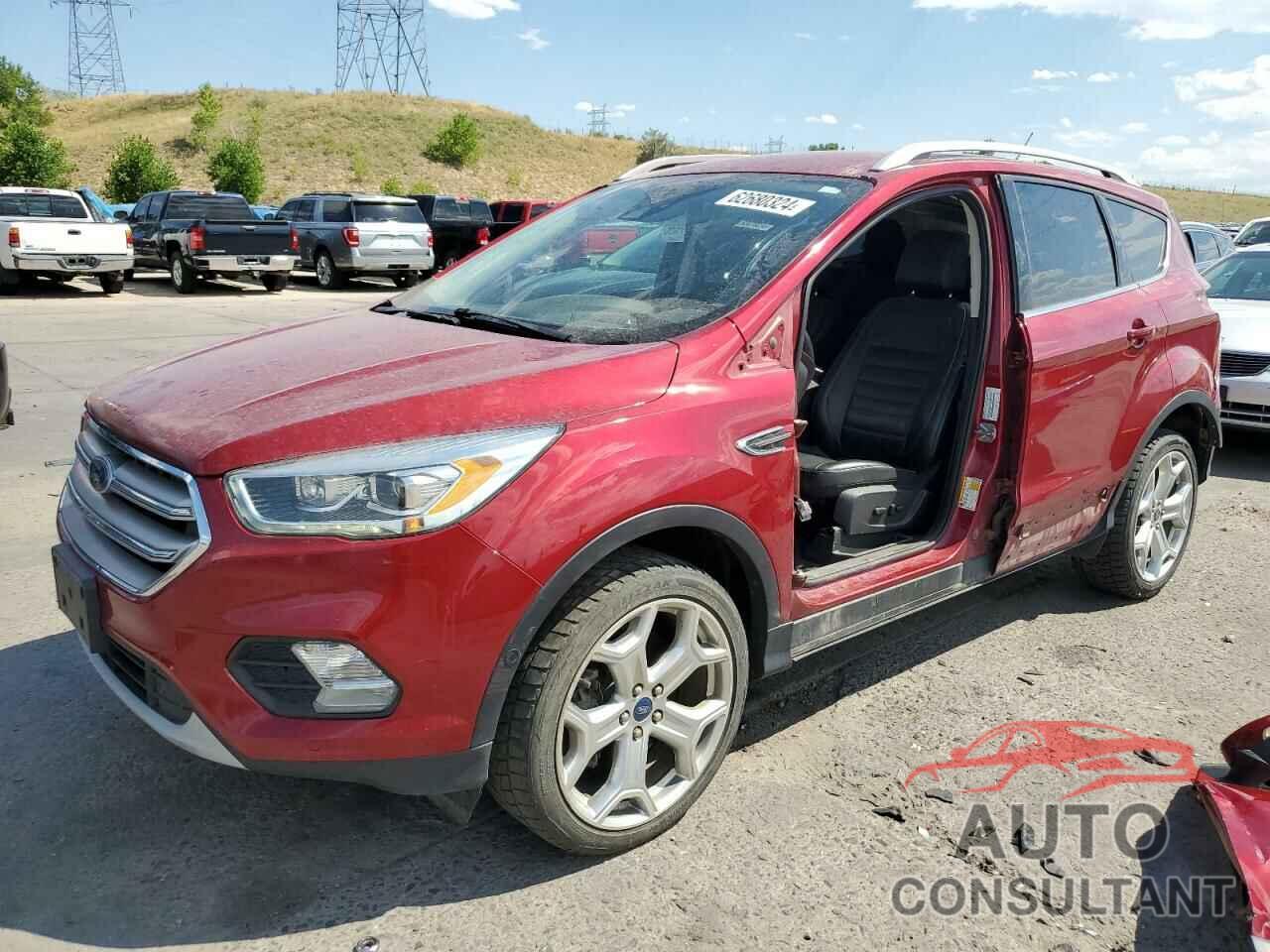 FORD ESCAPE 2017 - 1FMCU9J94HUC34547