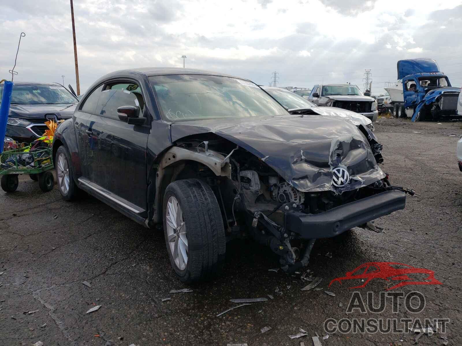 VOLKSWAGEN BEETLE 2017 - 3VWJ17AT2HM617103