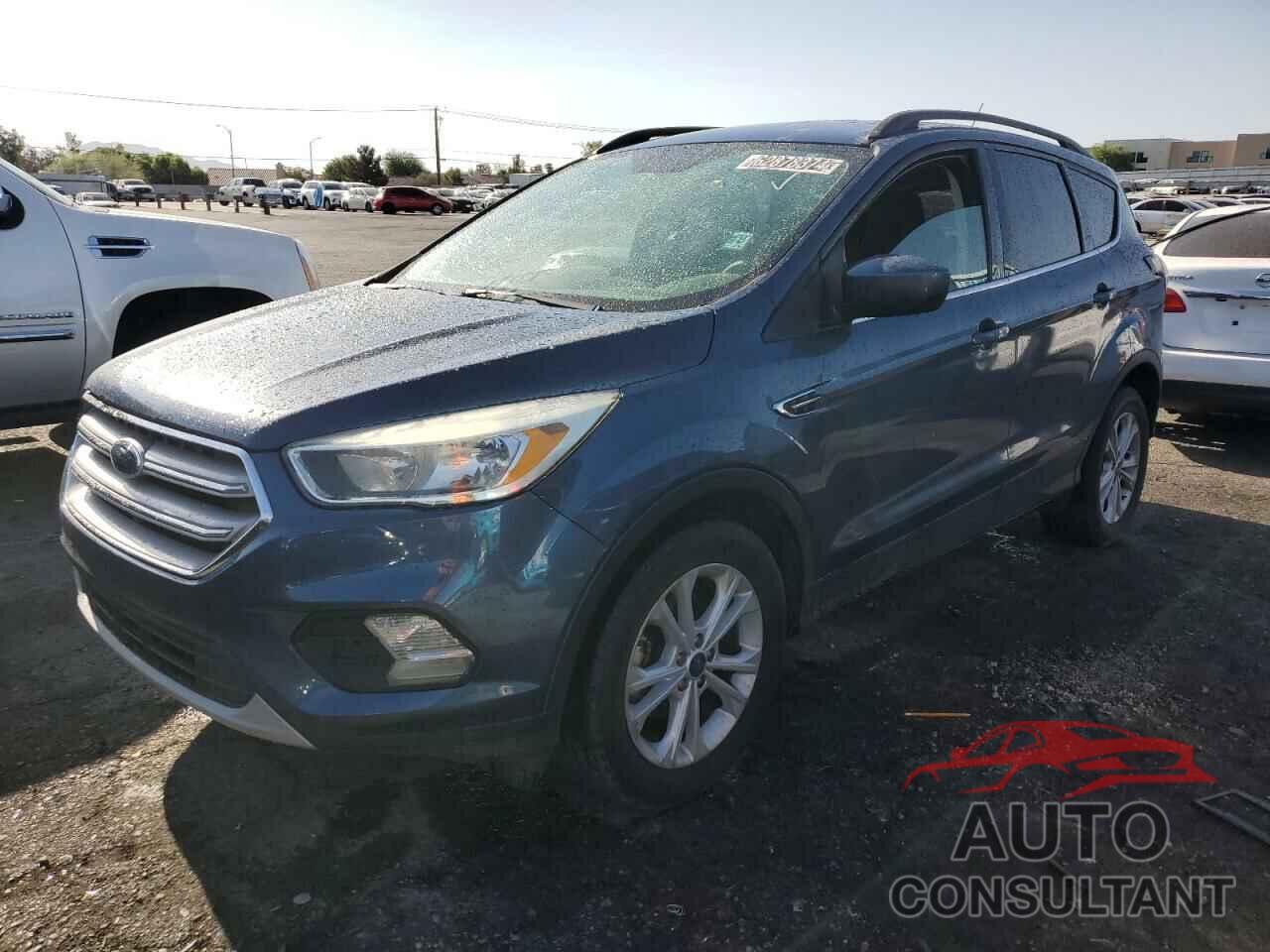 FORD ESCAPE 2018 - 1FMCU0GD7JUB46170