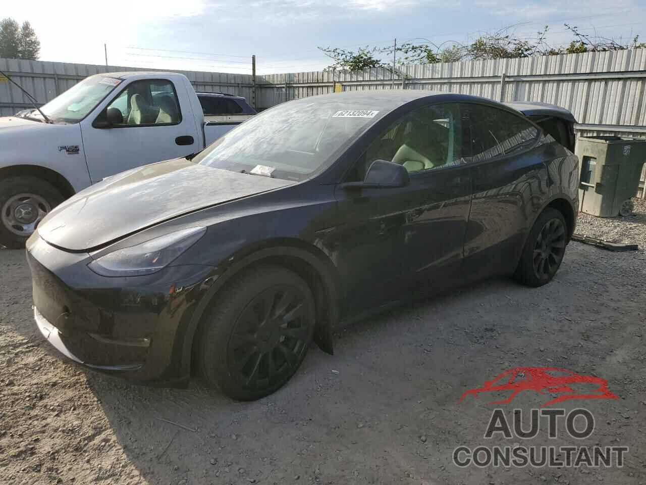 TESLA MODEL Y 2023 - 7SAYGDEE3PF703908