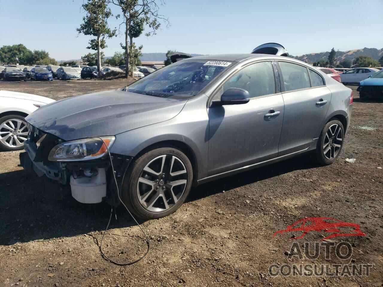 VOLVO S60 2017 - YV126MFL8H2424018