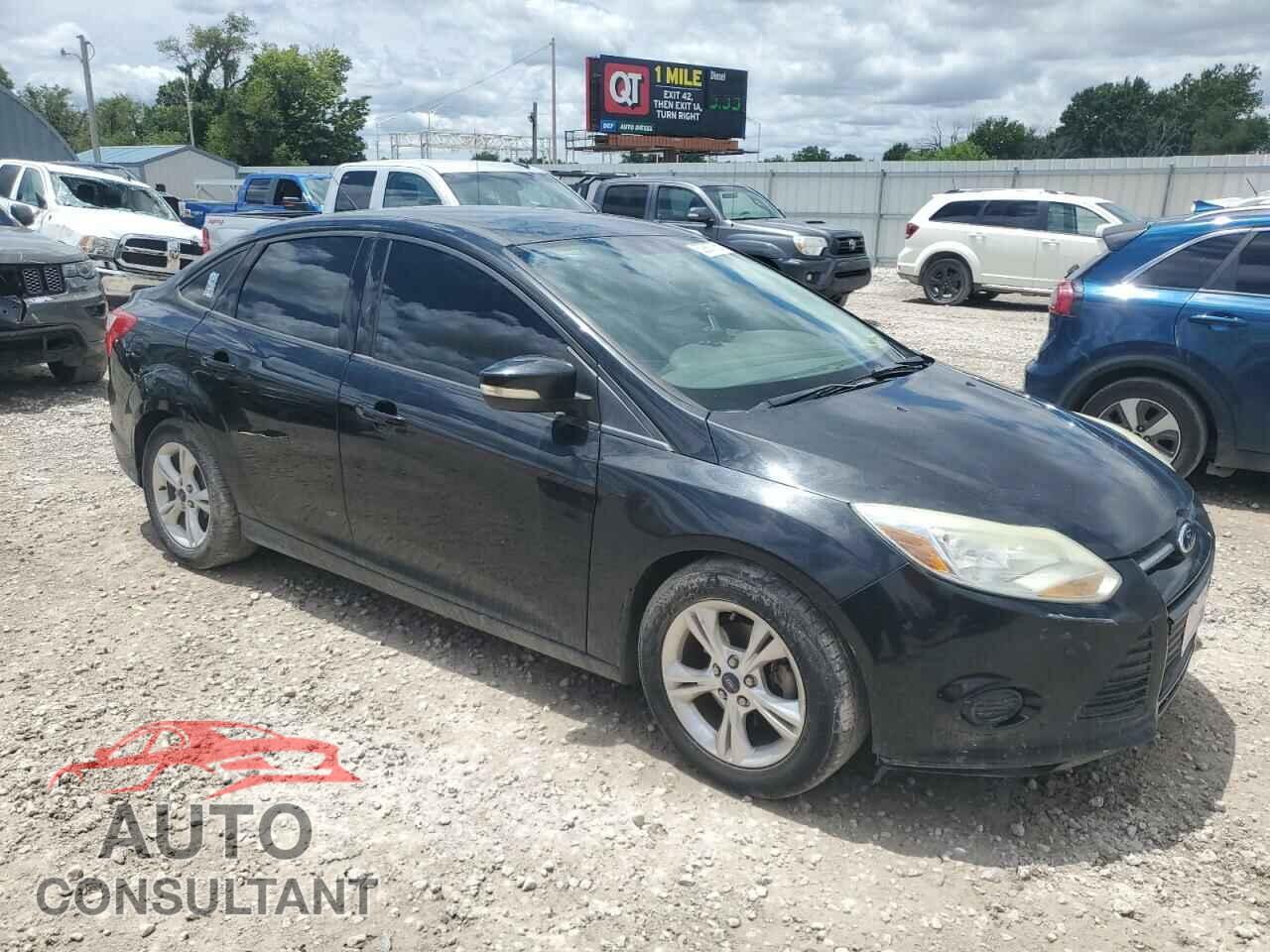 FORD FOCUS 2014 - 1FADP3F28EL200773