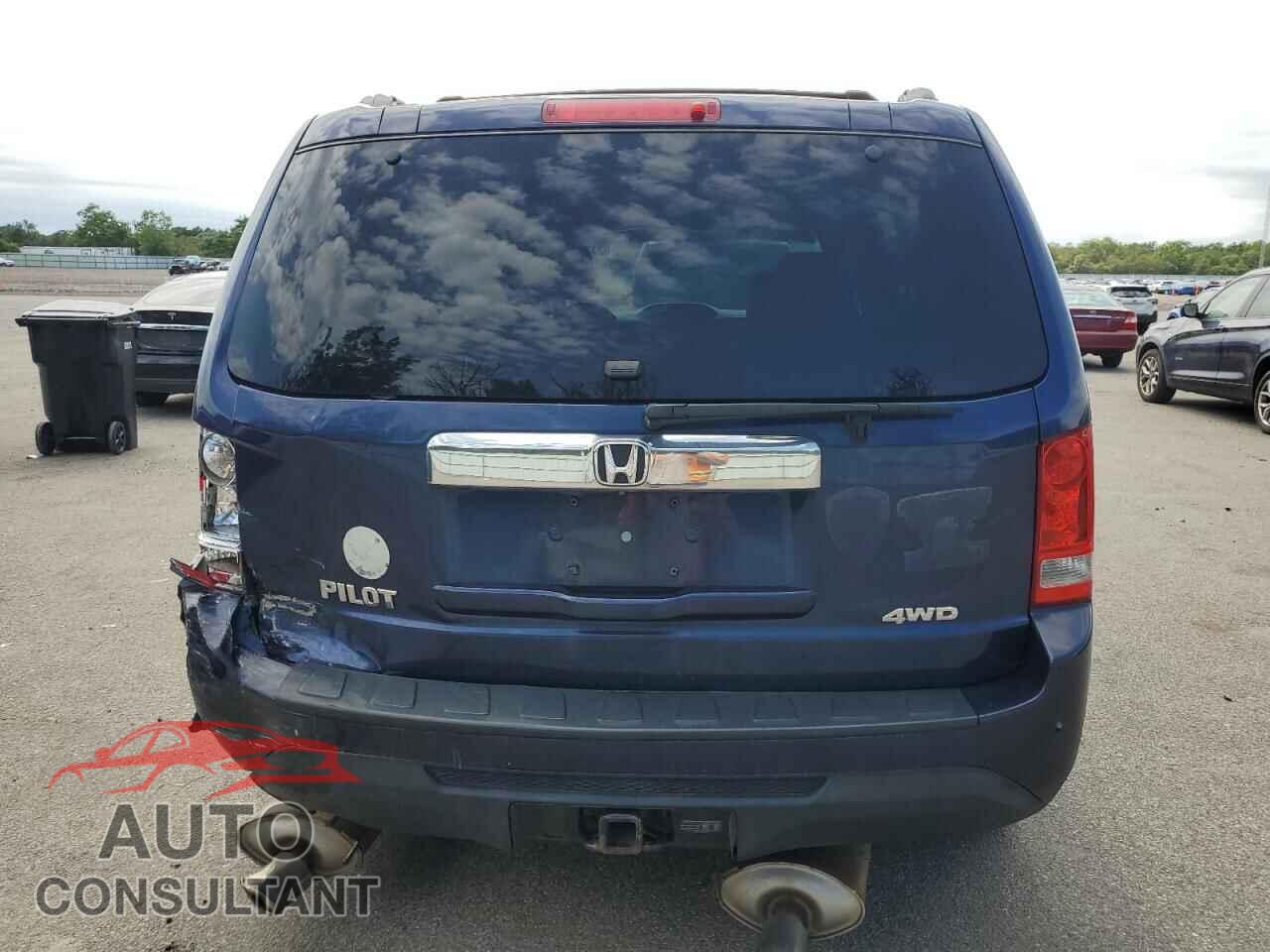 HONDA PILOT 2013 - 5FNYF4H46DB048982