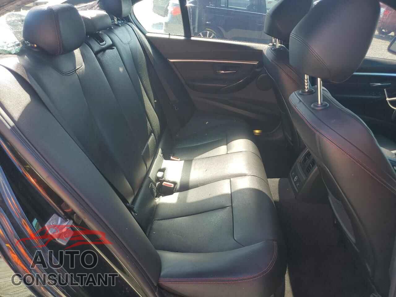 BMW 3 SERIES 2016 - WBA8E3G51GNU01784