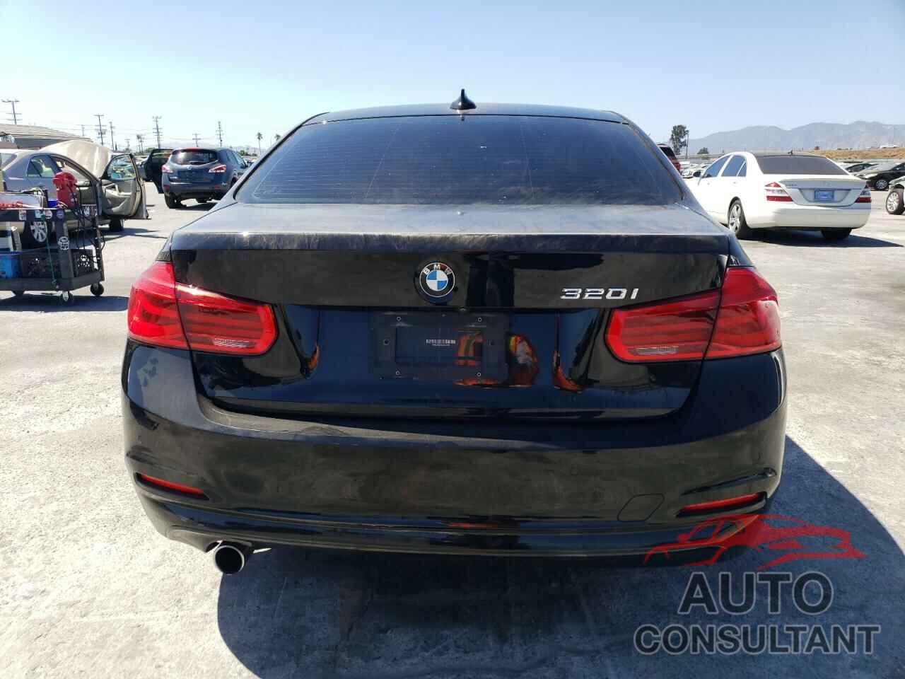 BMW 3 SERIES 2018 - WBA8A9C57JAH13985