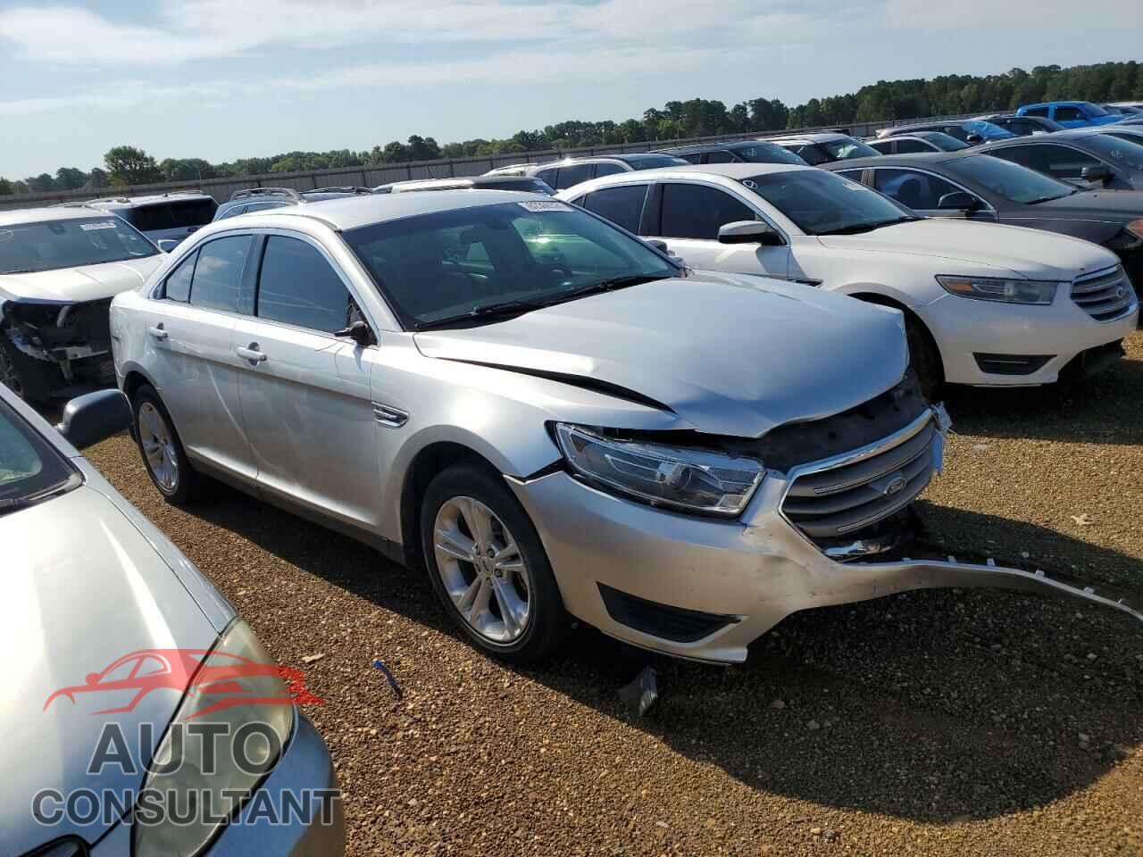 FORD TAURUS 2018 - 1FAHP2D83JG141279