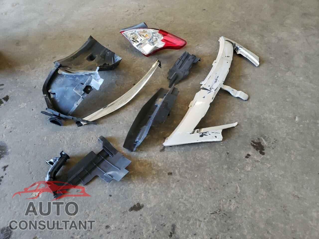NISSAN VERSA 2019 - 3N1CN7AP3KL817586